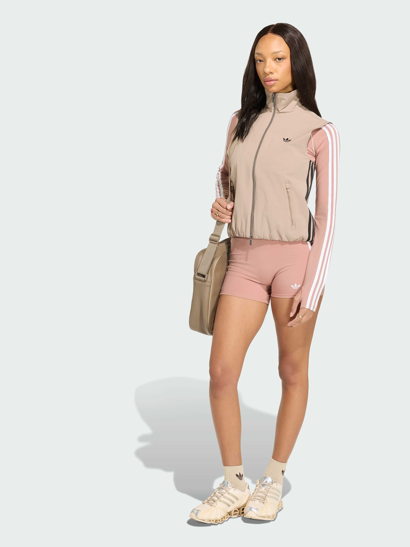 Куртки та дублянки Adidas Adicolor модель KY5183 Фото