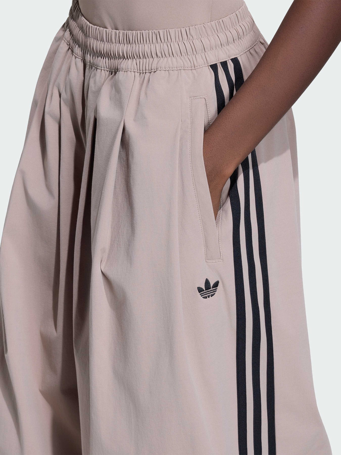 Брюки Adidas Adicolor модель KY5186 Фото