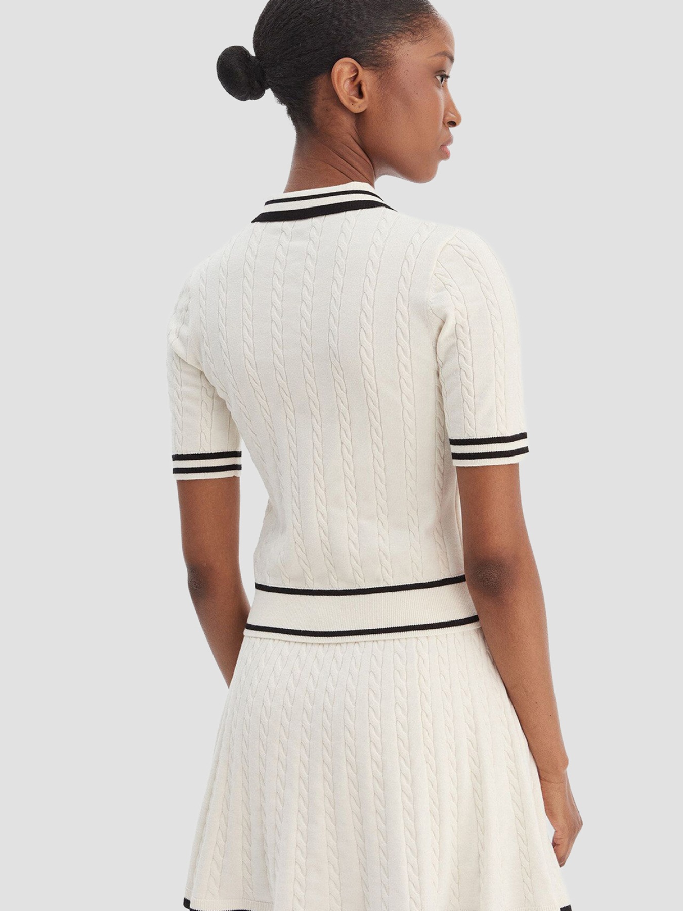 Футболки и поло GUESS модель V6RR02.Z4652;G1O6 Фото