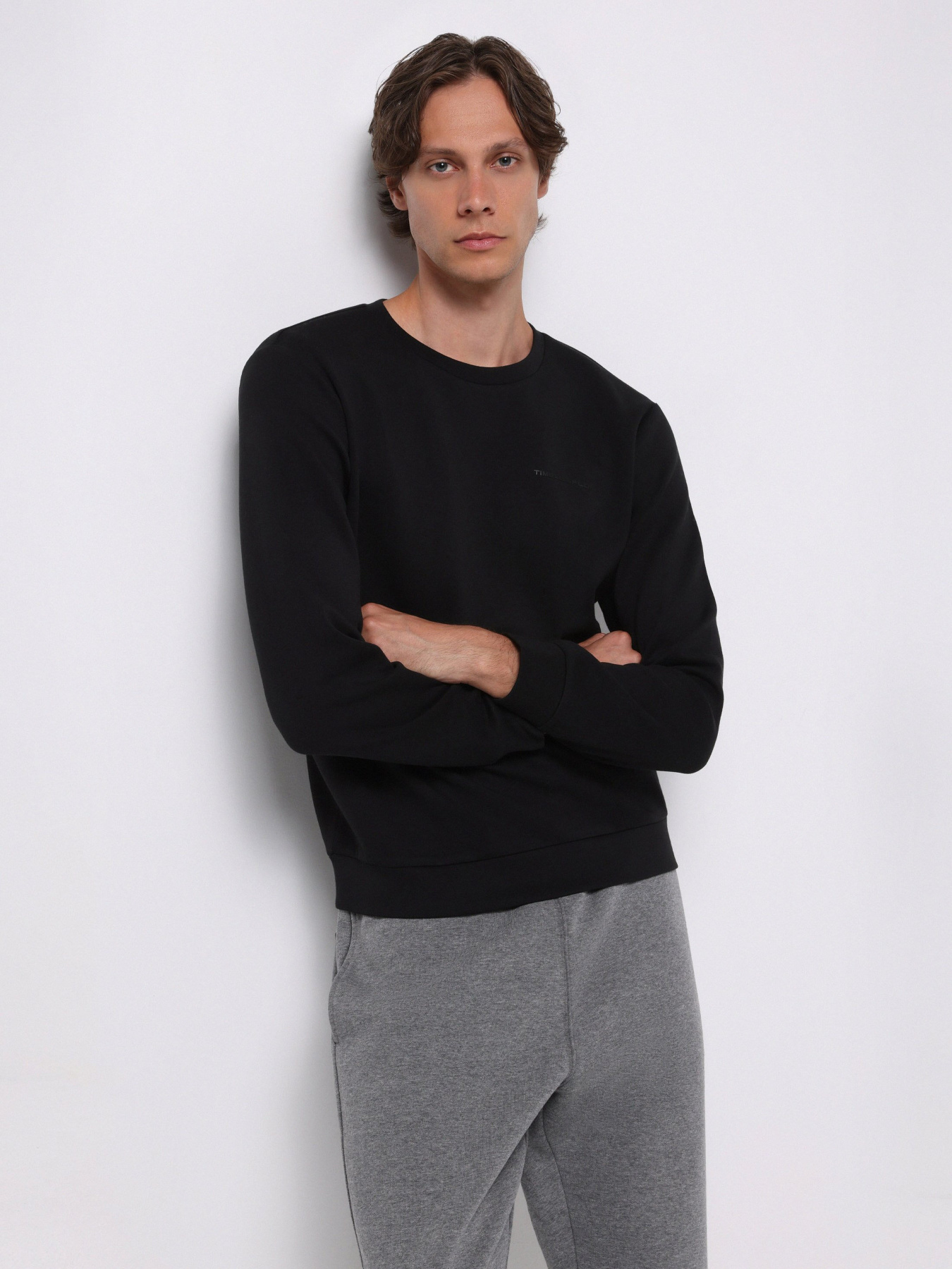 Худи и свитшоты Colin’s модель CL1077180_Q1.V1_BLK Фото