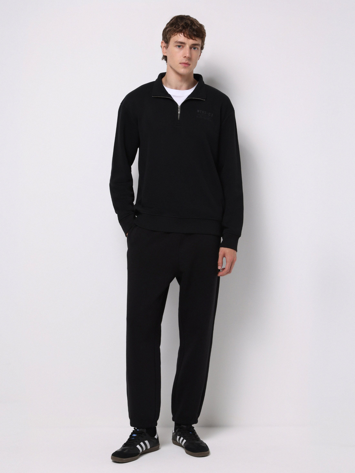 Худи и свитшоты Colin’s модель CL1077098_Q1.V1_BLK Фото