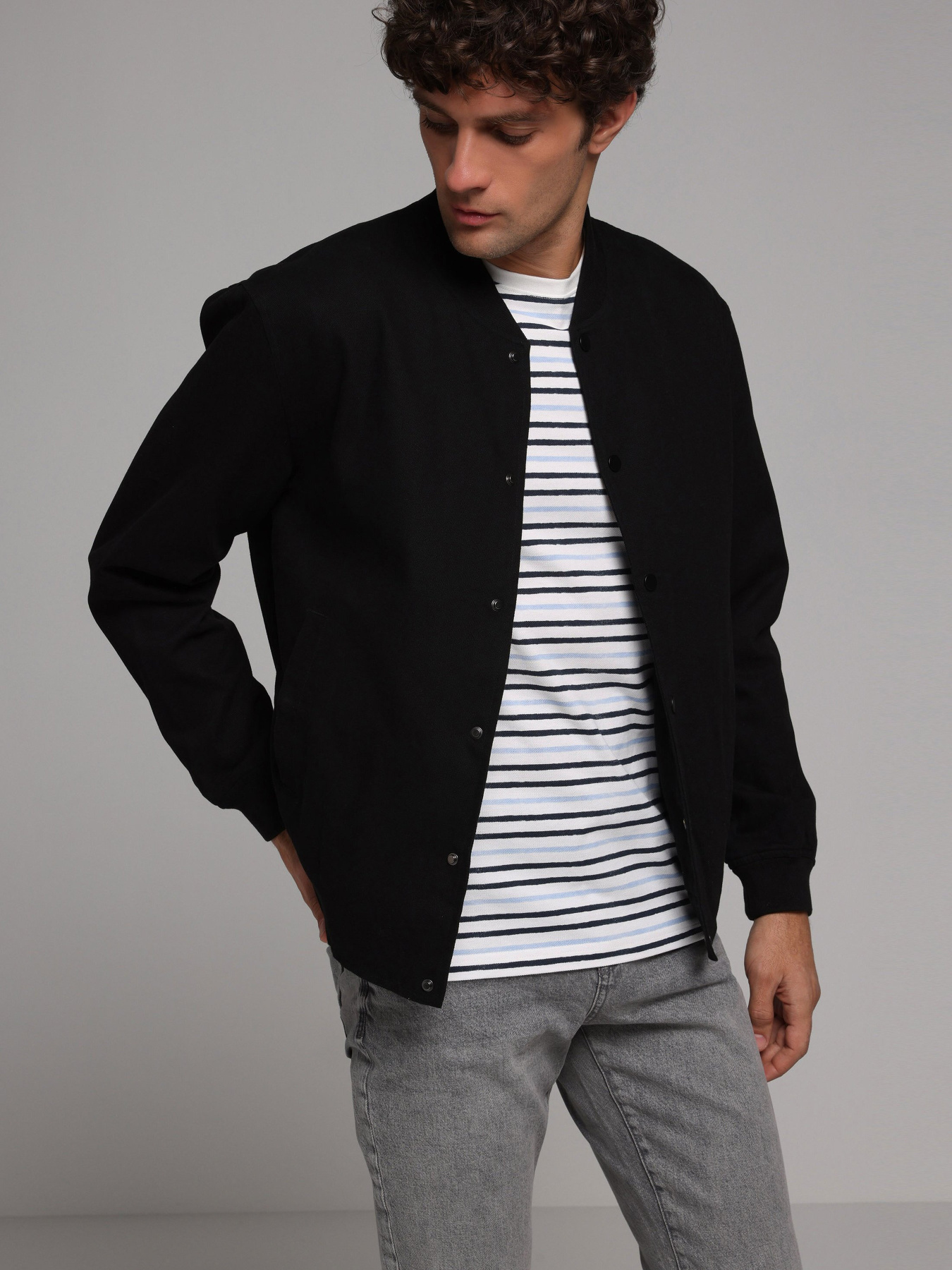 Куртки та дублянки Colin’s модель CL1078086_Q1.V1_BLK Фото