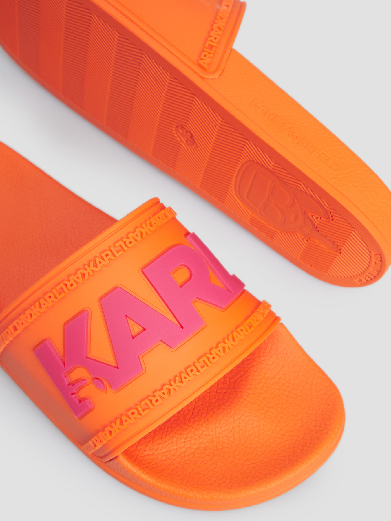 Шлёпанцы Karl Lagerfeld модель 532490.855018;170 Фото