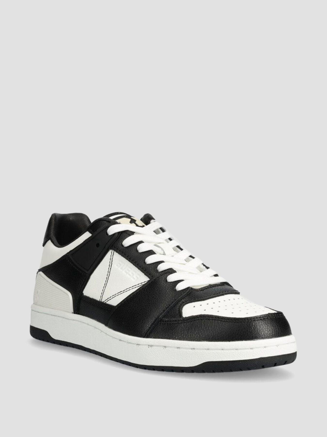 Кросівки GUESS модель FMJSAW.ELE12;BLAWH Фото