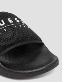 Шлёпанцы GUESS модель FMJTOM.FAB19;BLACK Фото