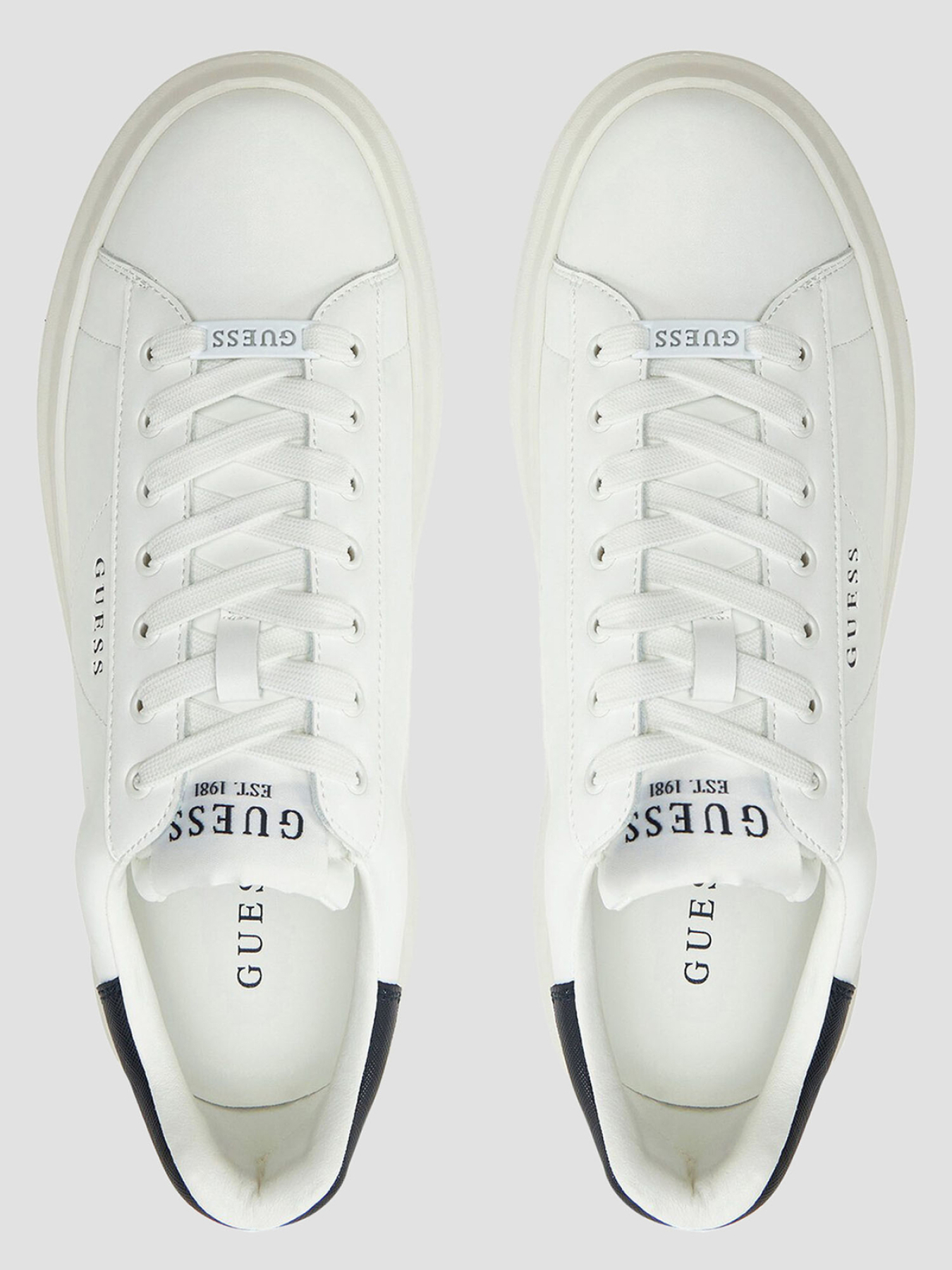 Кросівки GUESS модель FMPELB.LEA12;WHIBL Фото