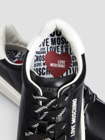 Кеды Moschino модель JA15374G0H.IA1;00A Фото