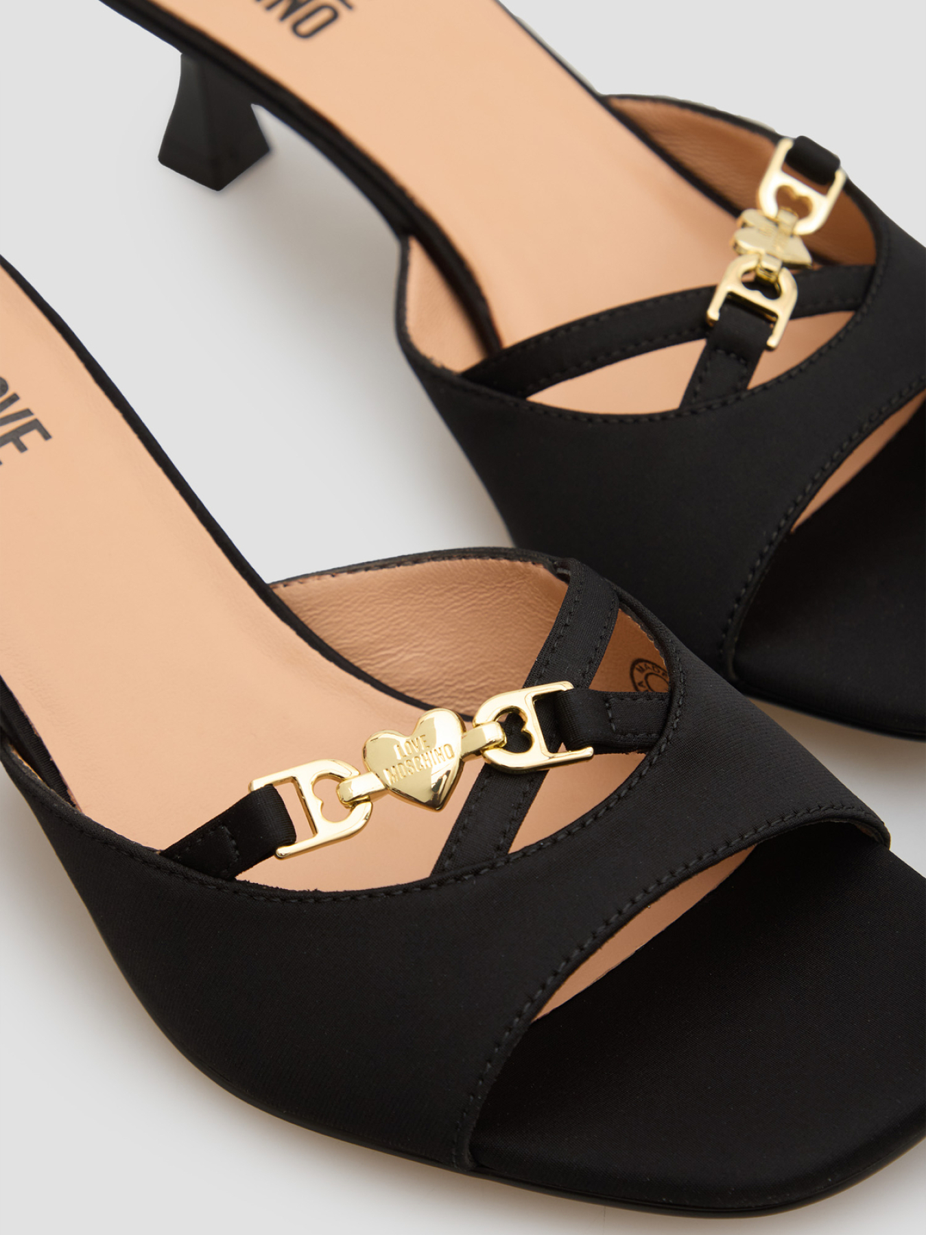 Шльопанці Moschino модель JA28105G1O.IM0;000 Фото