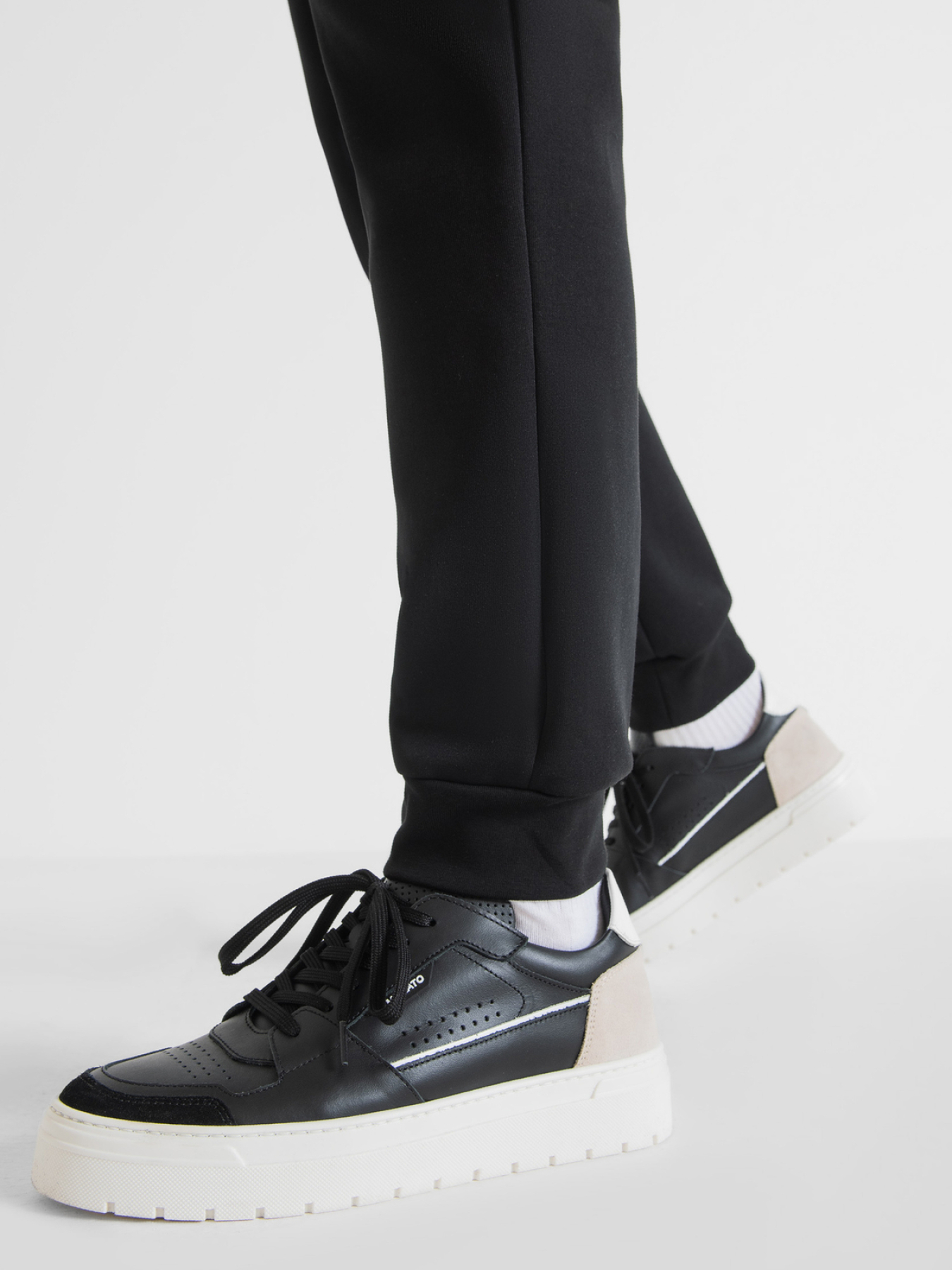 Кроссовки Antony Morato модель MMFW01688.LE300001;9000 Фото