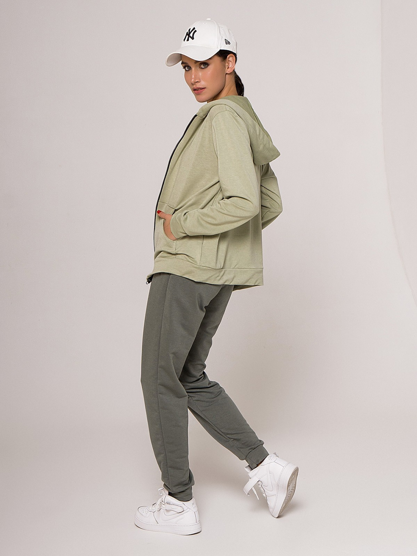 Спортивный костюм ISSA Plus модель 13103B_khakimint Фото