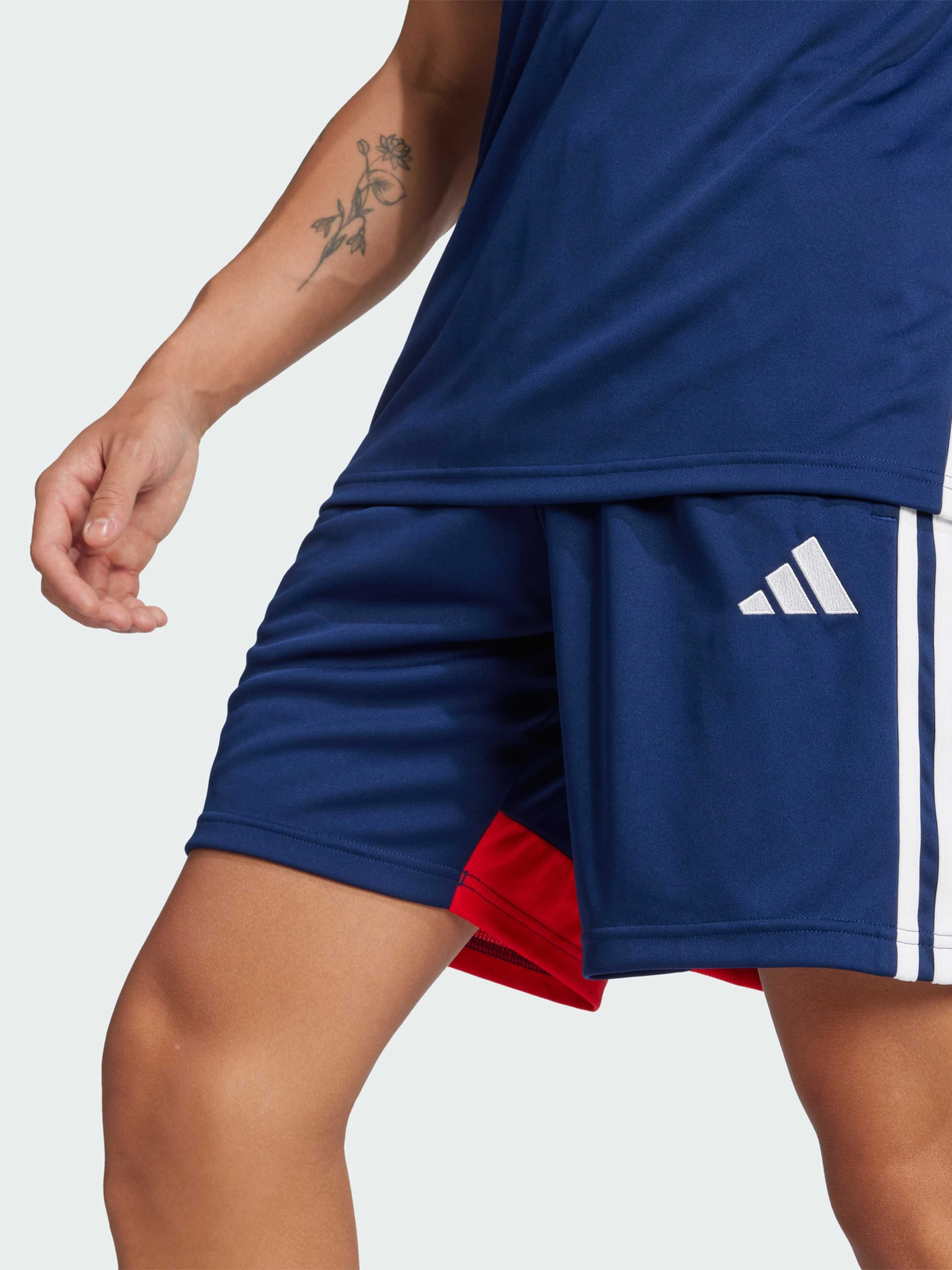 Шорты Adidas Tiro модель JD0455 Фото