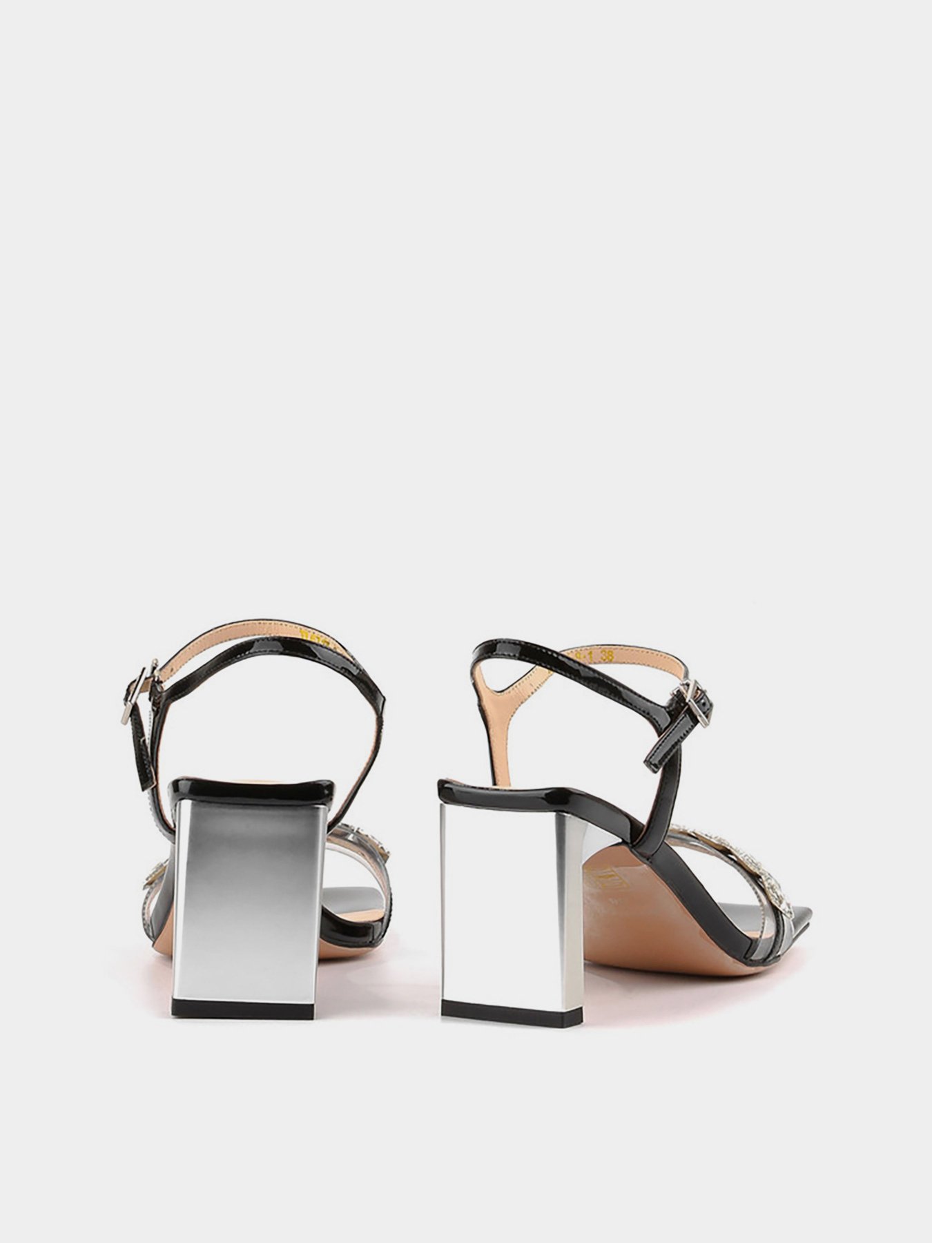 Босоножки LeBERDES модель 00000014296 Фото