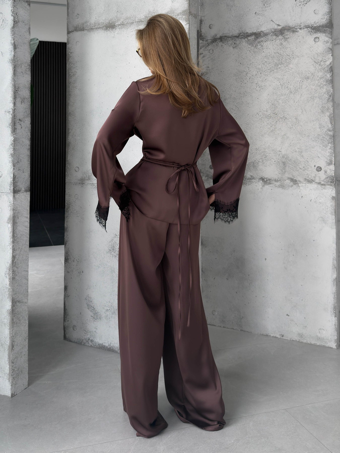 Костюмы Jadone Fashion модель costume_Vivienne_chocolate Фото