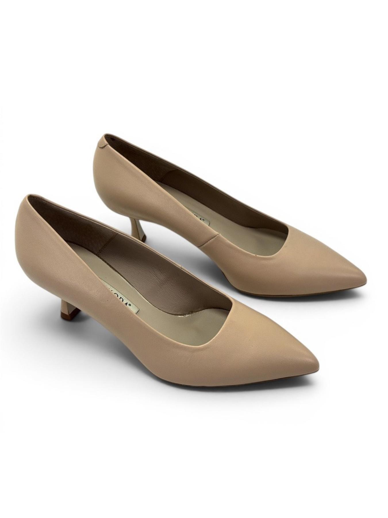 Туфли и лоферы BRAVOMODA модель 0408 Bez 102 Туфли и лоферы BRAVOMODA модель 0408 Bez 102 Фото