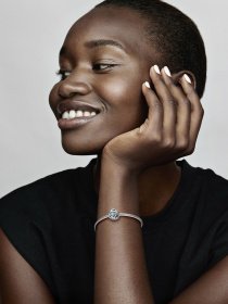 Класичні PANDORA Moments модель 790064C02 Класичні PANDORA Moments модель 790064C02 Фото