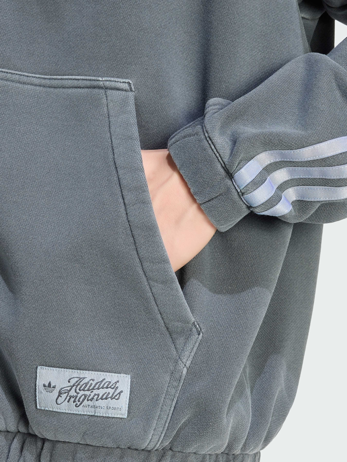Худи и свитшоты Adidas модель KW3600 Фото