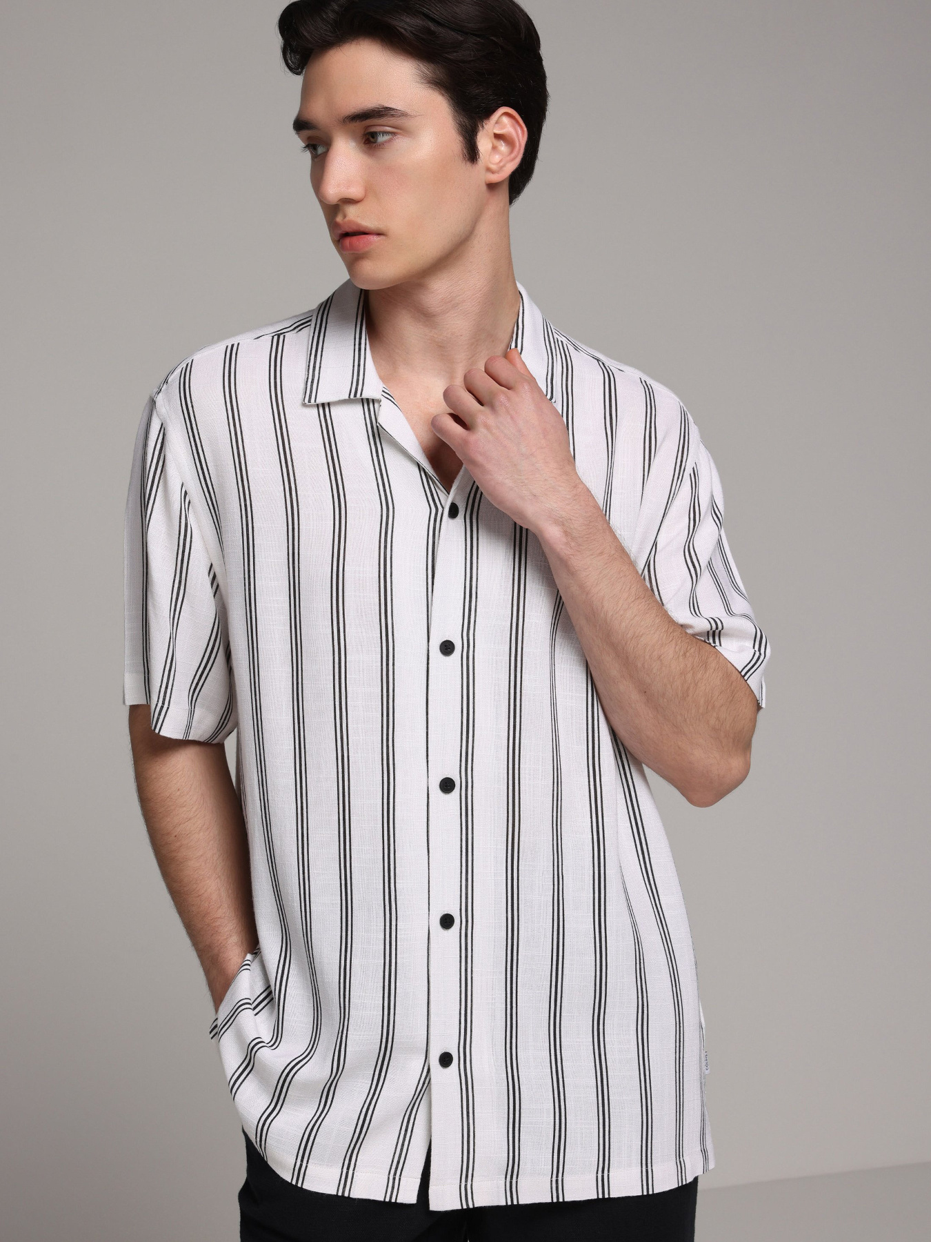 Сорочки Colin’s модель CL1081140_Q1.V1_WHT Фото
