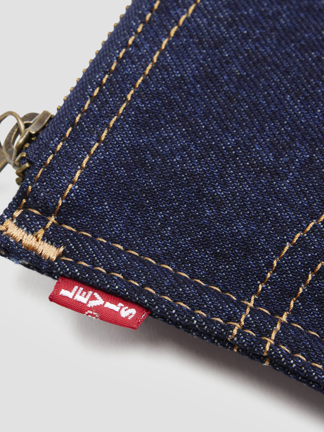 Сумки Levi's модель 005GQ;0000 Сумки Levi's модель 005GQ;0000 Фото