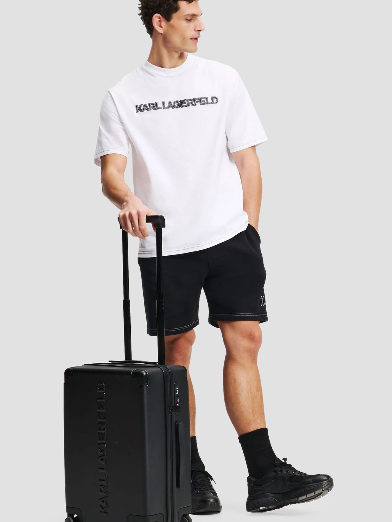 Дорожные сумки и чемоданы Karl Lagerfeld модель A3M30245;999 Фото