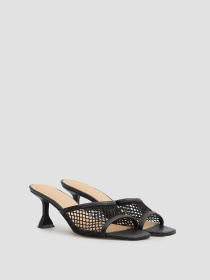 Шлёпанцы GUESS модель FLJKBA.FAB03;BLACK Фото