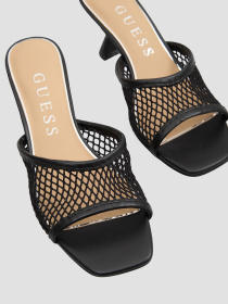 Шлёпанцы GUESS модель FLJKBA.FAB03;BLACK Фото