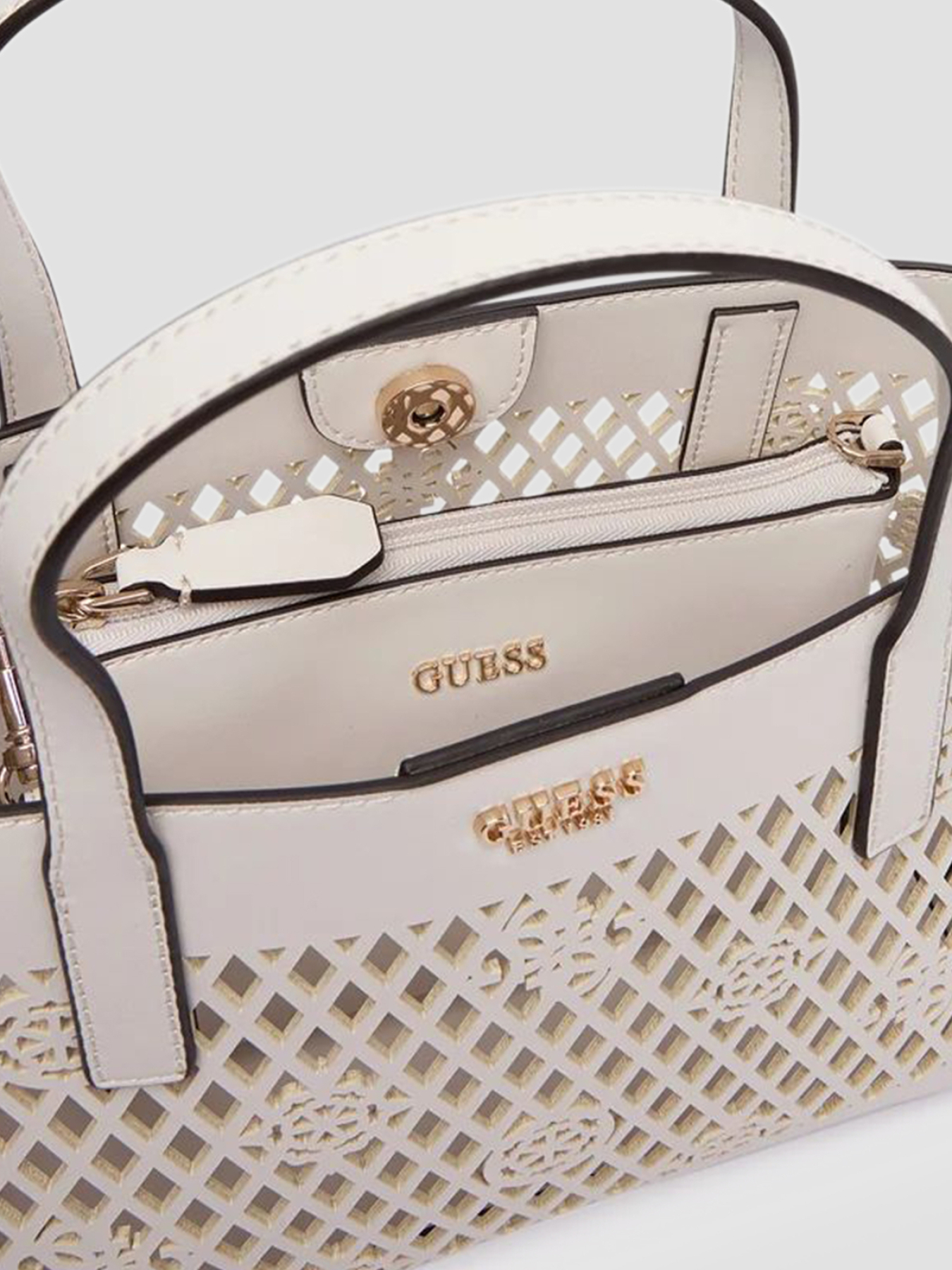 Сумки GUESS модель HWPG99.11750;OFF Фото
