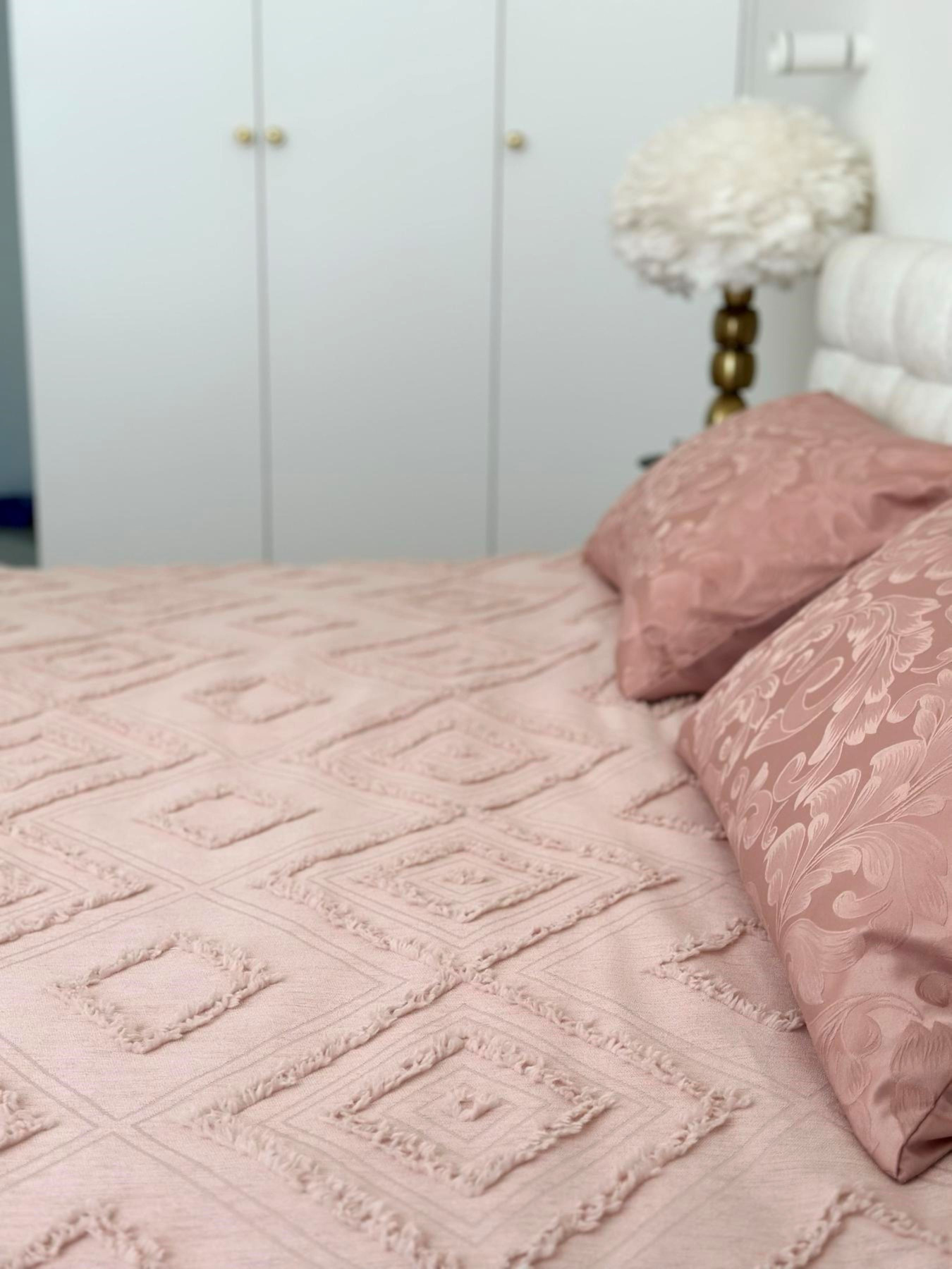 Покривало «Diamond Nordic», тьмяно-рожевий Cosy модель DN180200DP Покривало «Diamond Nordic», тьмяно-рожевий Cosy модель DN180200DP Фото