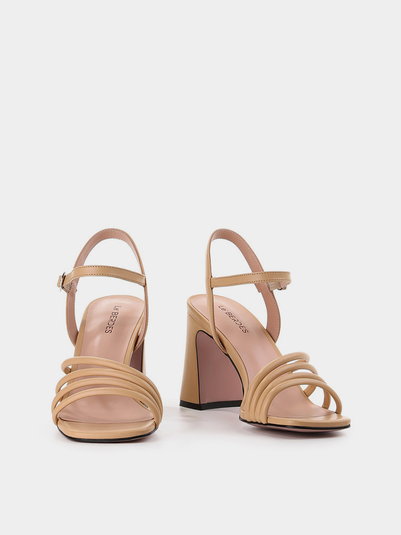 Босоніжки LeBERDES модель 00000014388 Фото