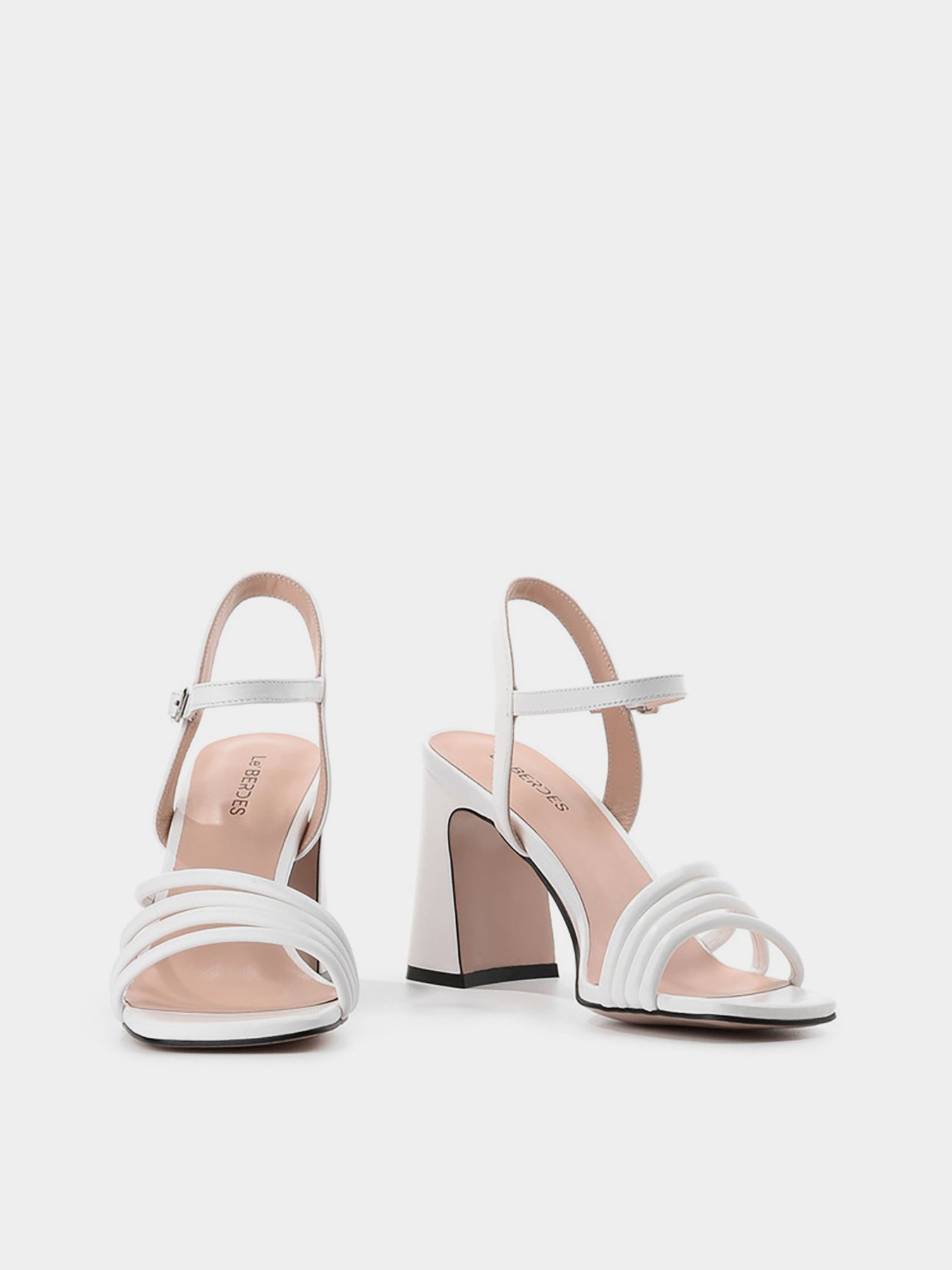 Босоножки LeBERDES модель 00000014400 Фото