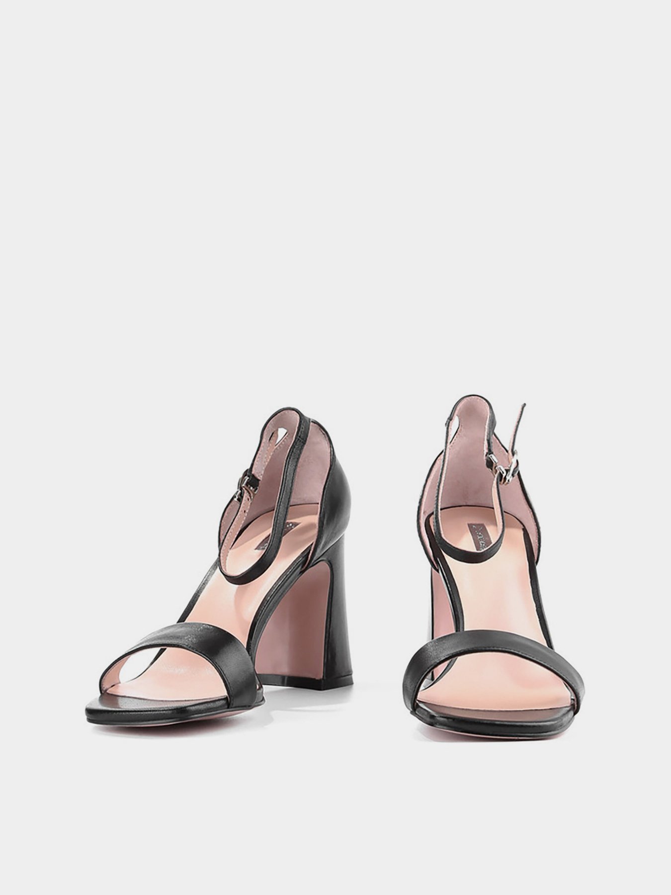 Босоножки LeBERDES модель 00000014421 Фото