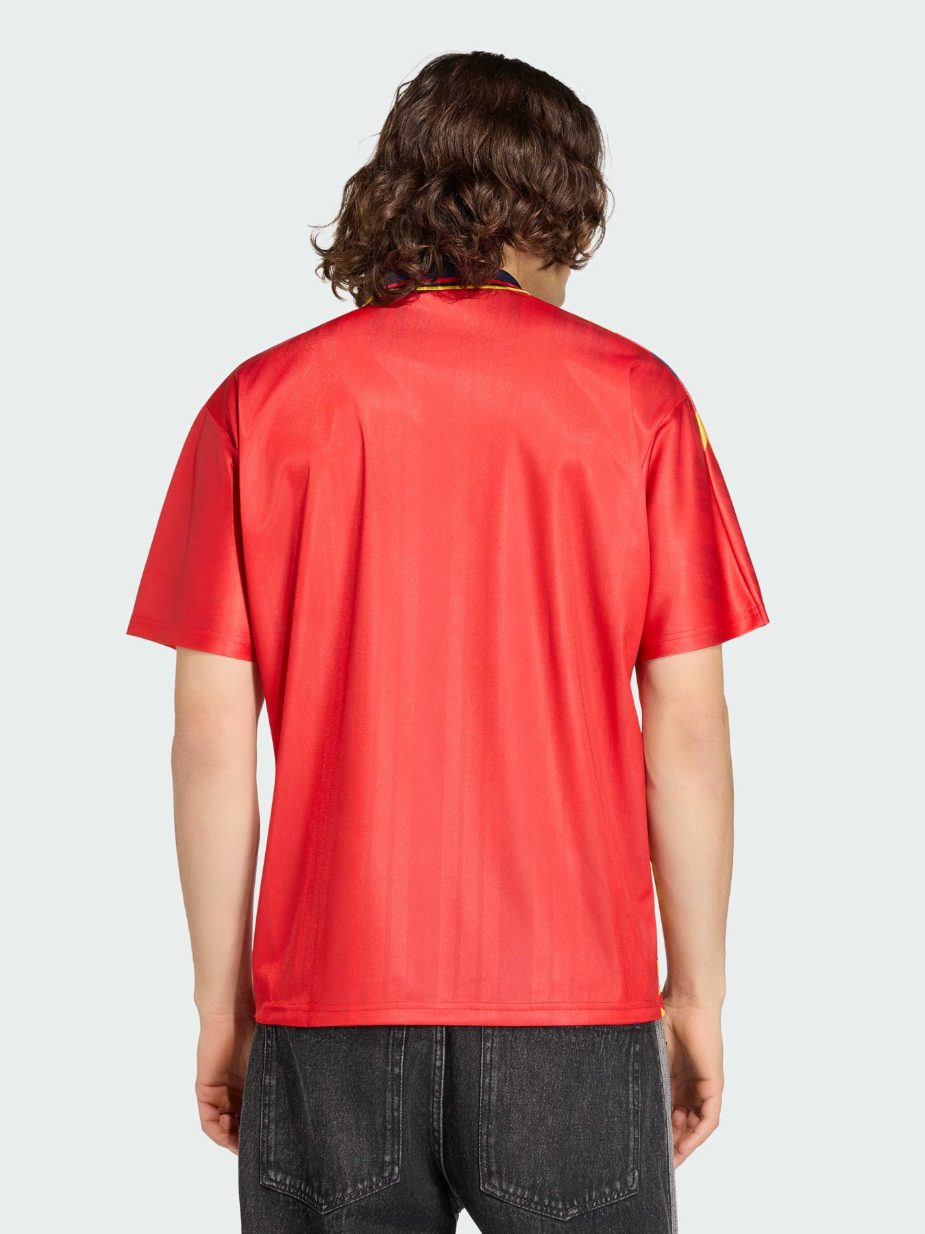 Футболки и поло Adidas модель JN3707 Футболки и поло Adidas модель JN3707 Фото