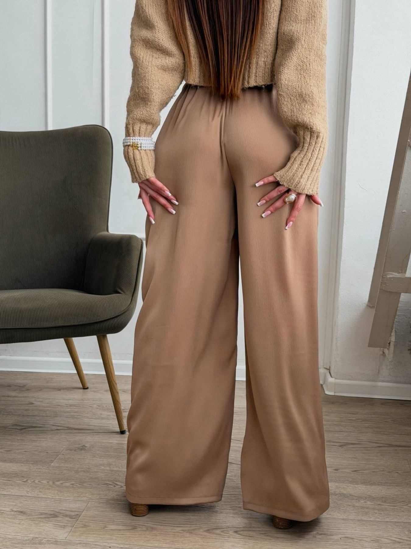 Штани Uaclothes модель like18452-bezhevj Штани Uaclothes модель like18452-bezhevj Фото