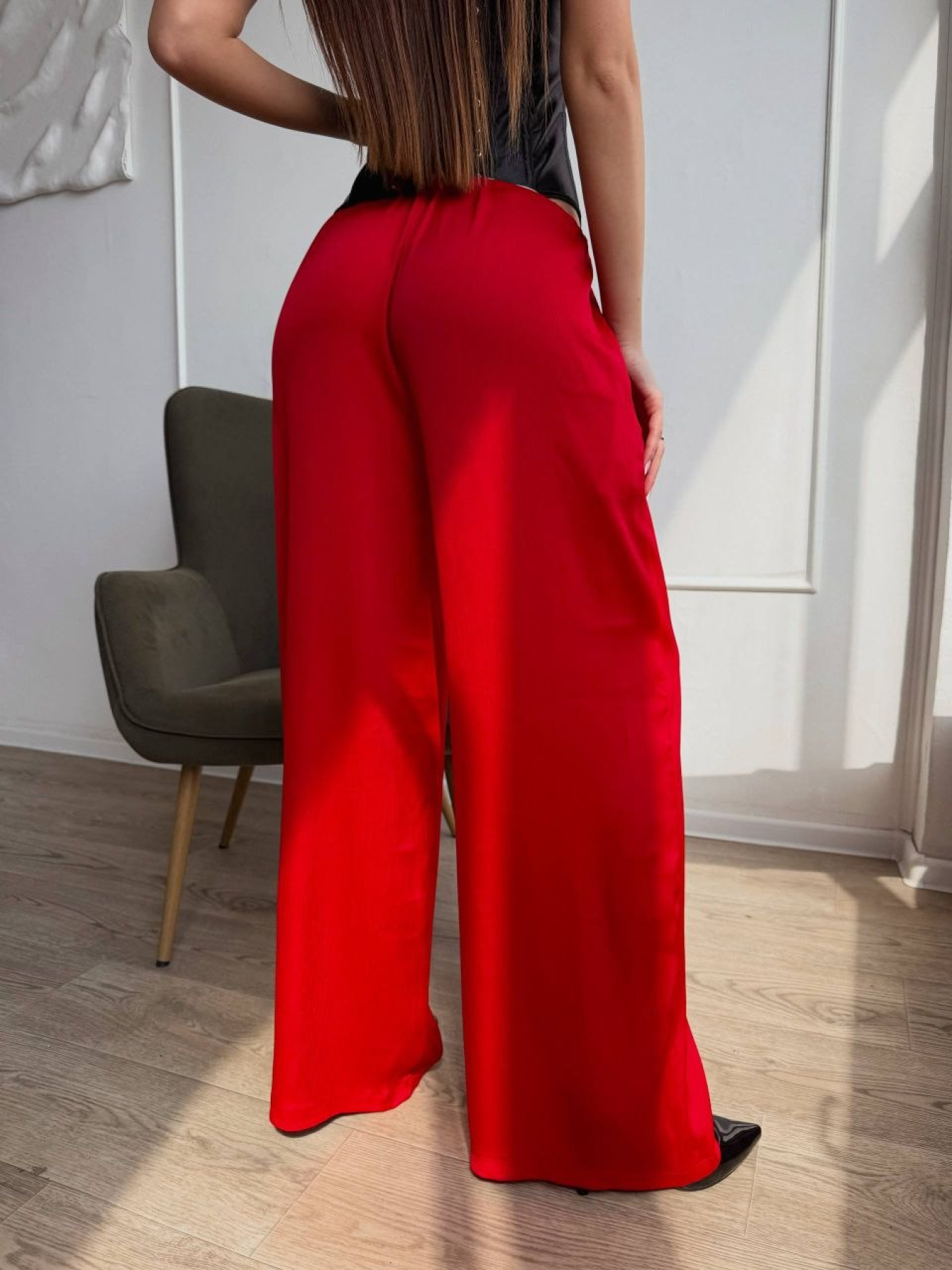 Штани Uaclothes модель like18452-krasnj Штани Uaclothes модель like18452-krasnj Фото