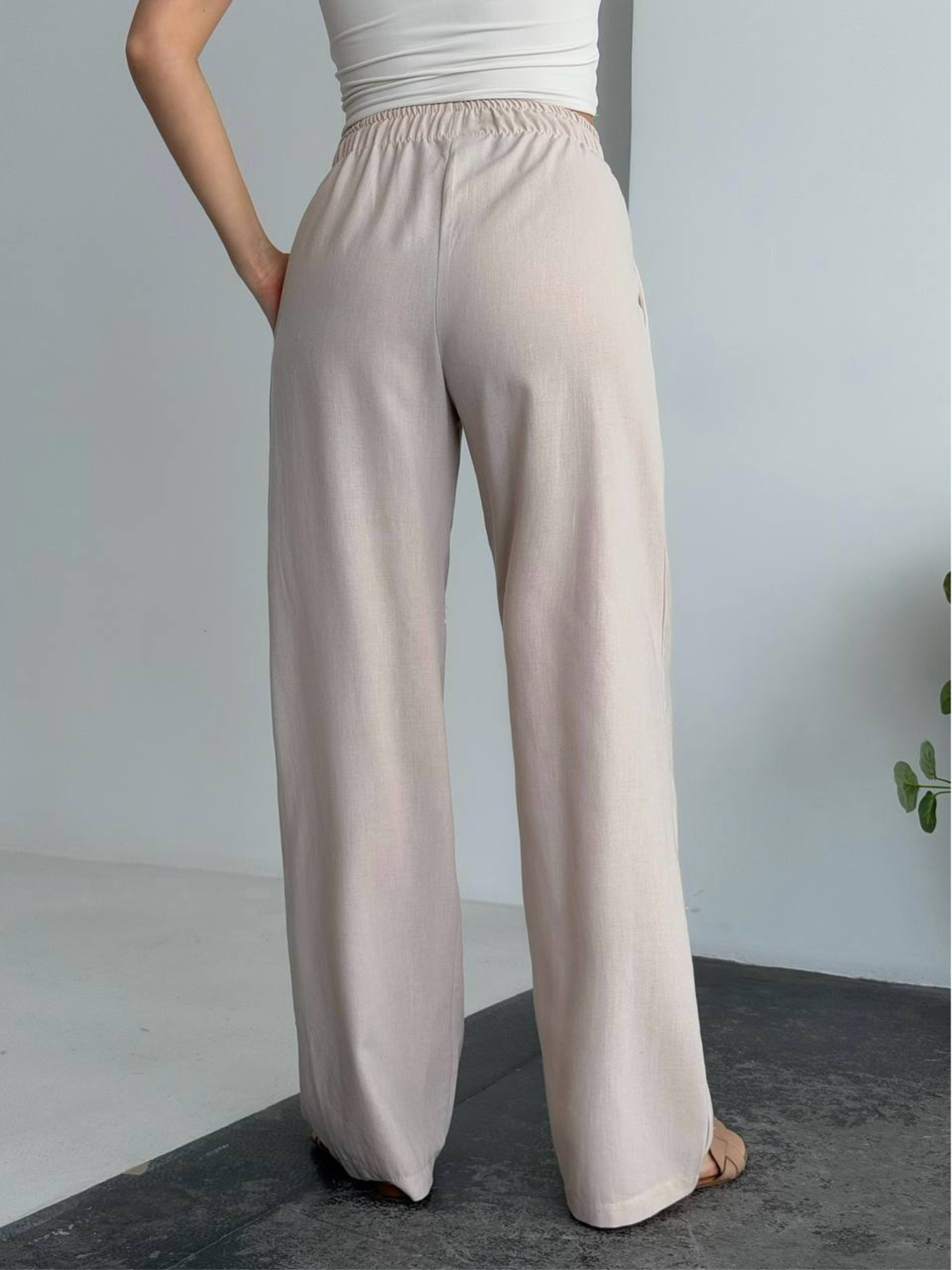 Брюки Uaclothes модель like18438-bezhevj Брюки Uaclothes модель like18438-bezhevj Фото