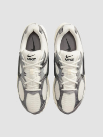 Кросівки NIKE V5 Rnr модель HJ5228-009 Фото