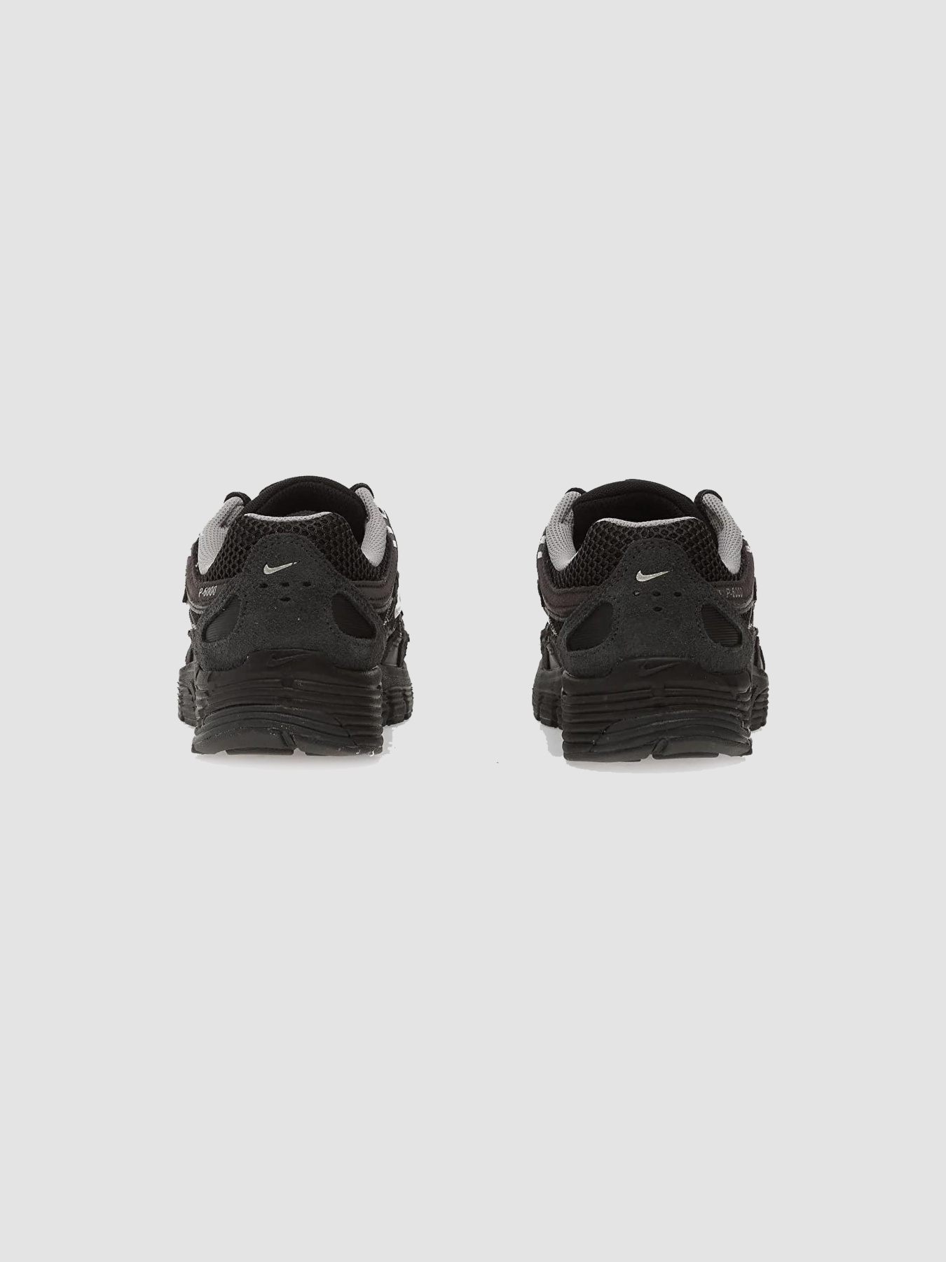 Кросівки NIKE P-6000 Se Chrome модель HF0015-002 Кросівки NIKE P-6000 Se Chrome модель HF0015-002 Фото