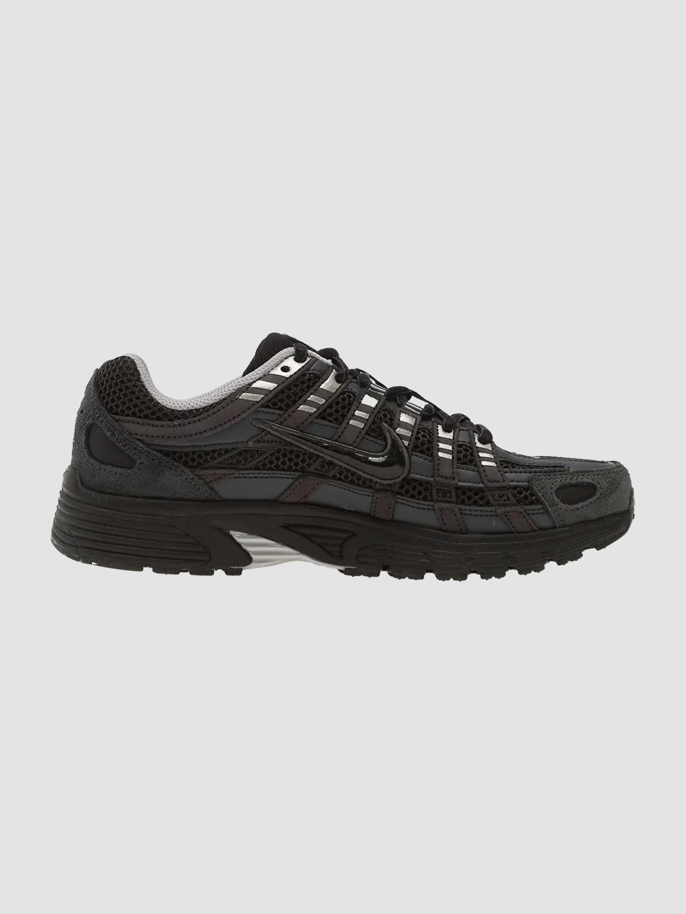 Кросівки NIKE P-6000 Se Chrome модель HF0015-002 Кросівки NIKE P-6000 Se Chrome модель HF0015-002 Фото