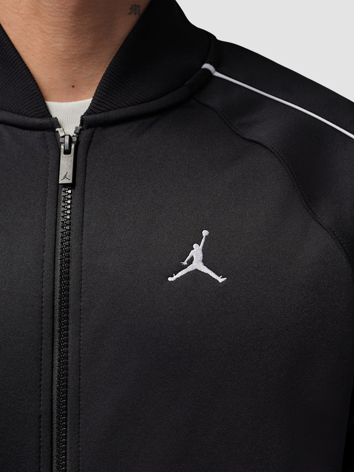 Худи и свитшоты Jordan Brooklyn Tricot Tracksuit модель IO0745-010 Фото