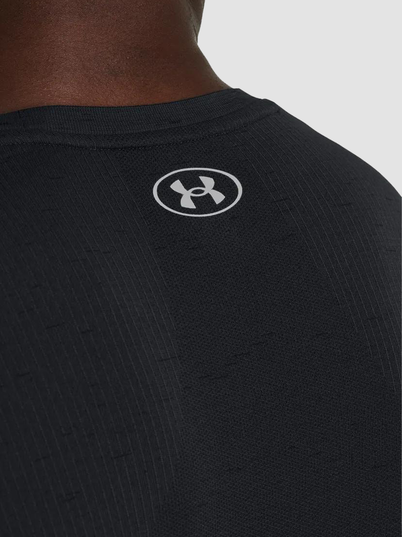 Футболки и поло Under Armour Vanish Seamless Ss модель 1382801-001 Футболки и поло Under Armour Vanish Seamless Ss модель 1382801-001 Фото