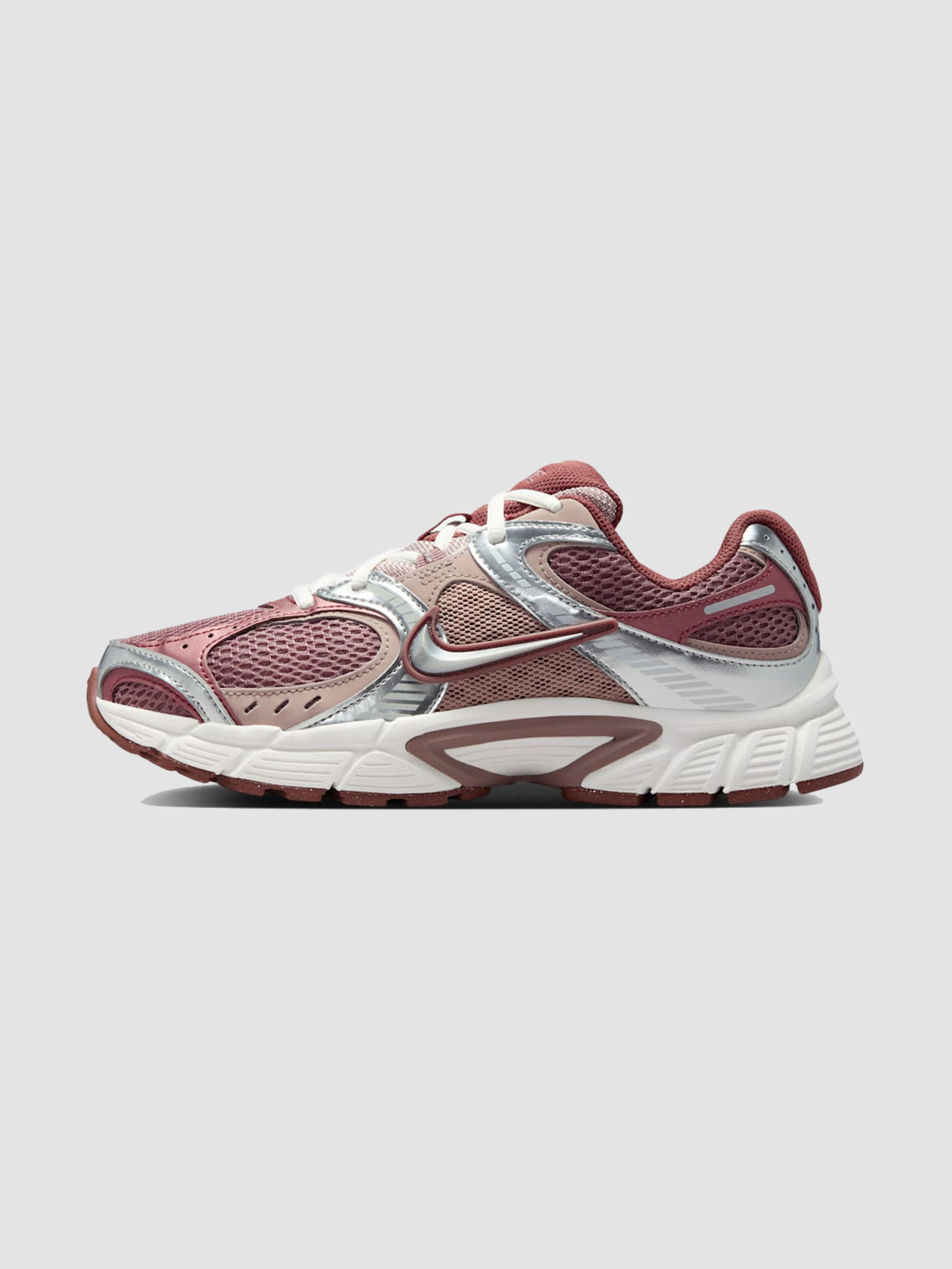 Кросівки NIKE V5 Rnr Wmns модель HQ7901-200 Фото