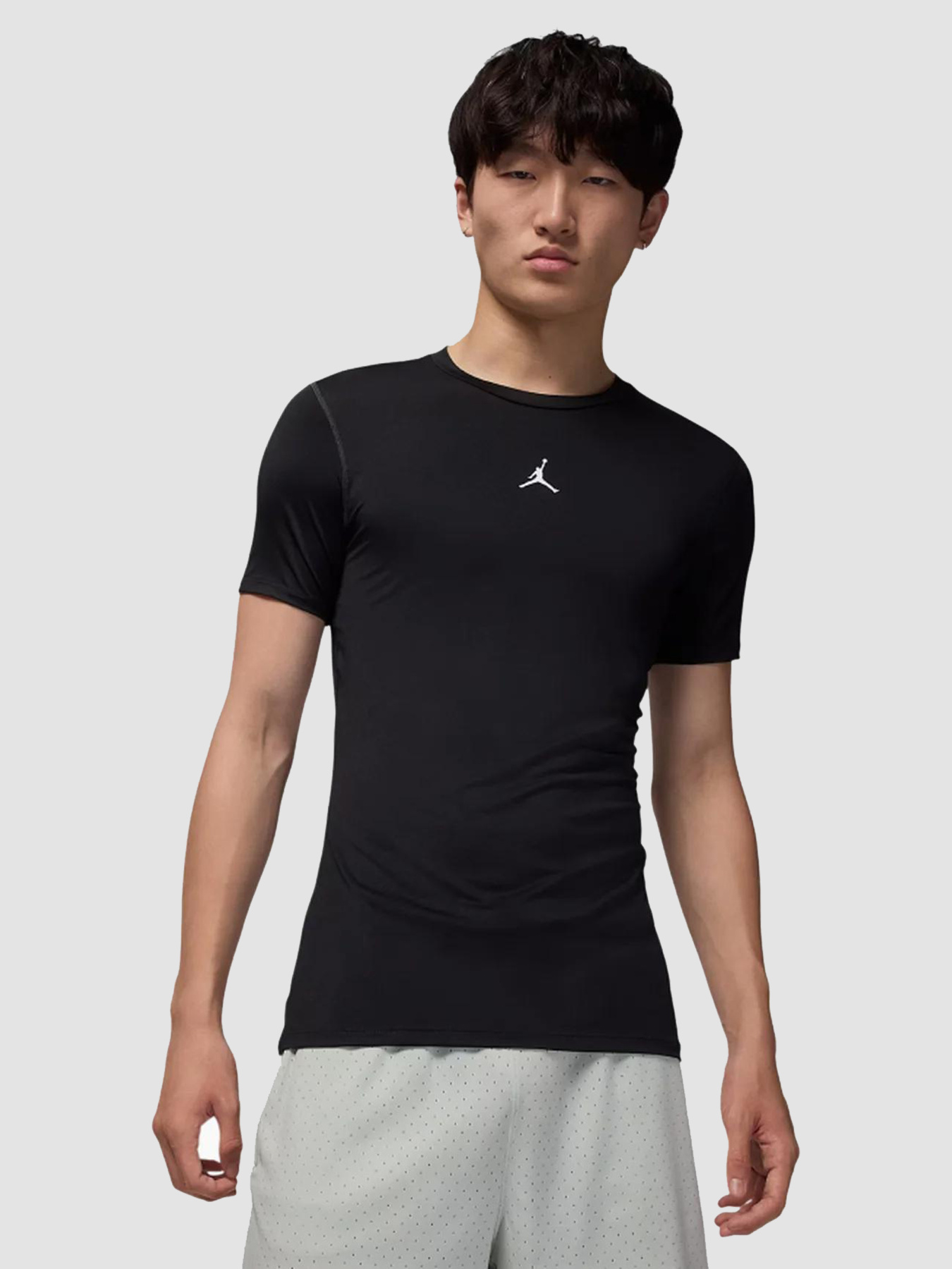 Футболки и поло Jordan Dri-Fit Short-Sleeve Base Layer Top Black модель HV4099-010 Футболки и поло Jordan Dri-Fit Short-Sleeve Base Layer Top Black модель HV4099-010 Фото