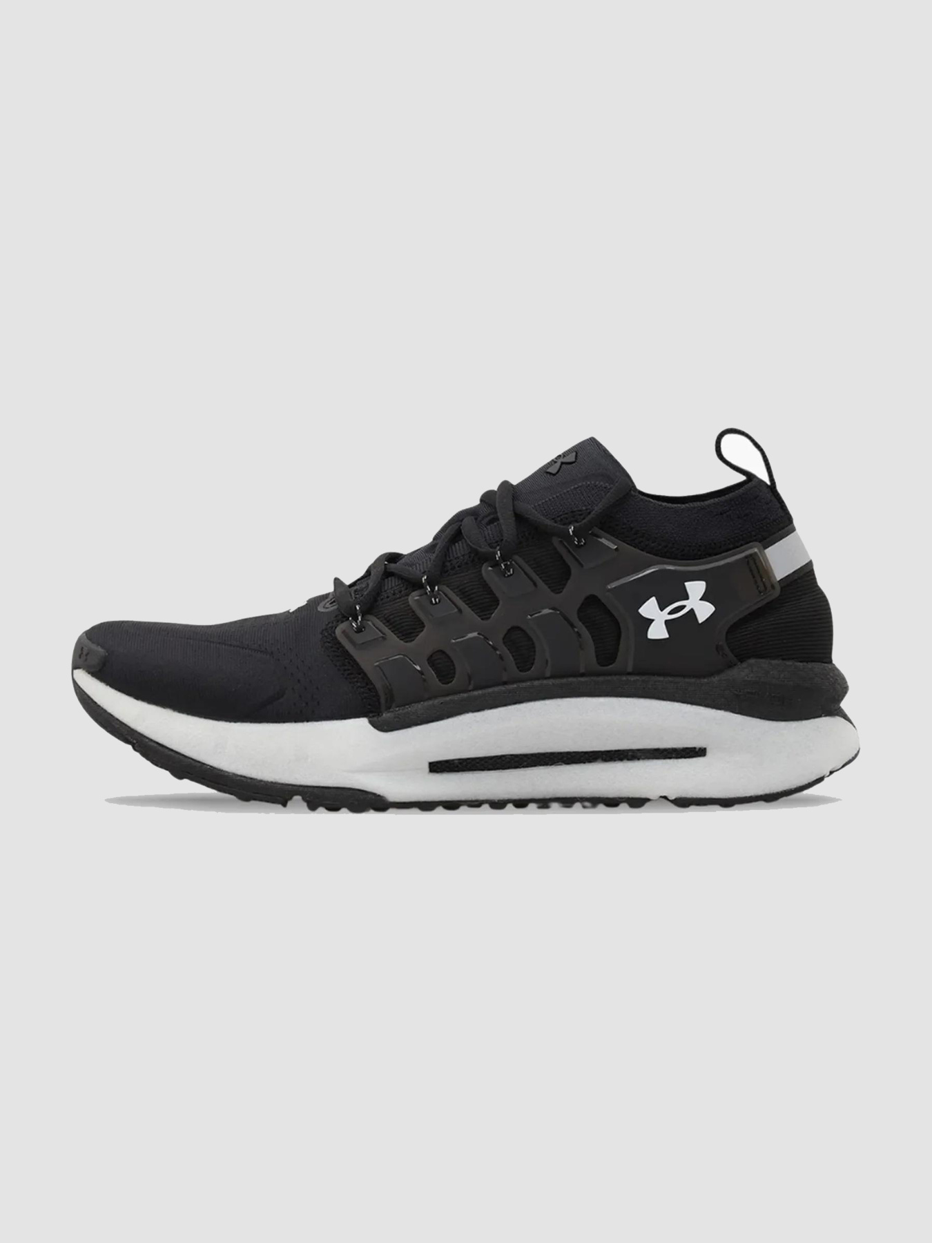 Кросівки Under Armour Phantom X Black модель 6007183-001 Кросівки Under Armour Phantom X Black модель 6007183-001 Фото