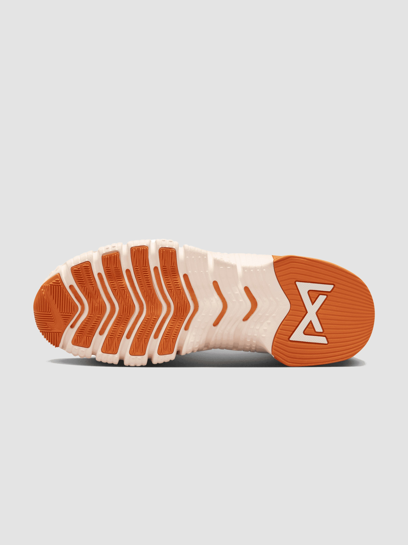 Кросівки NIKE Free Metcon 5 'Amber Brown Campfire Orange модель DV3950-200 Кросівки NIKE Free Metcon 5 'Amber Brown Campfire Orange модель DV3950-200 Фото