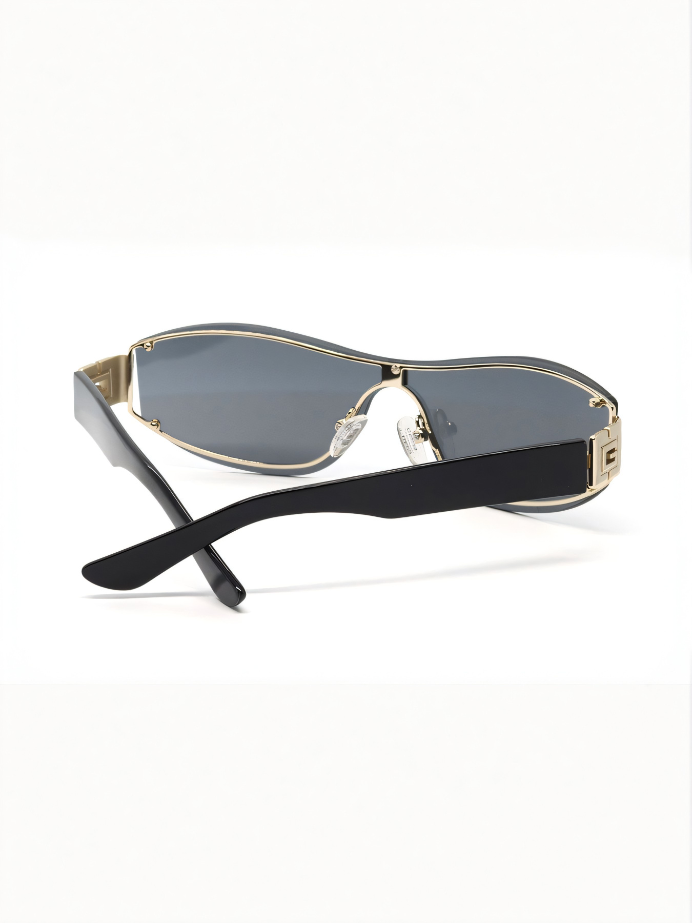 Очки GUESS модель E0000543888 Очки GUESS модель E0000543888 Фото