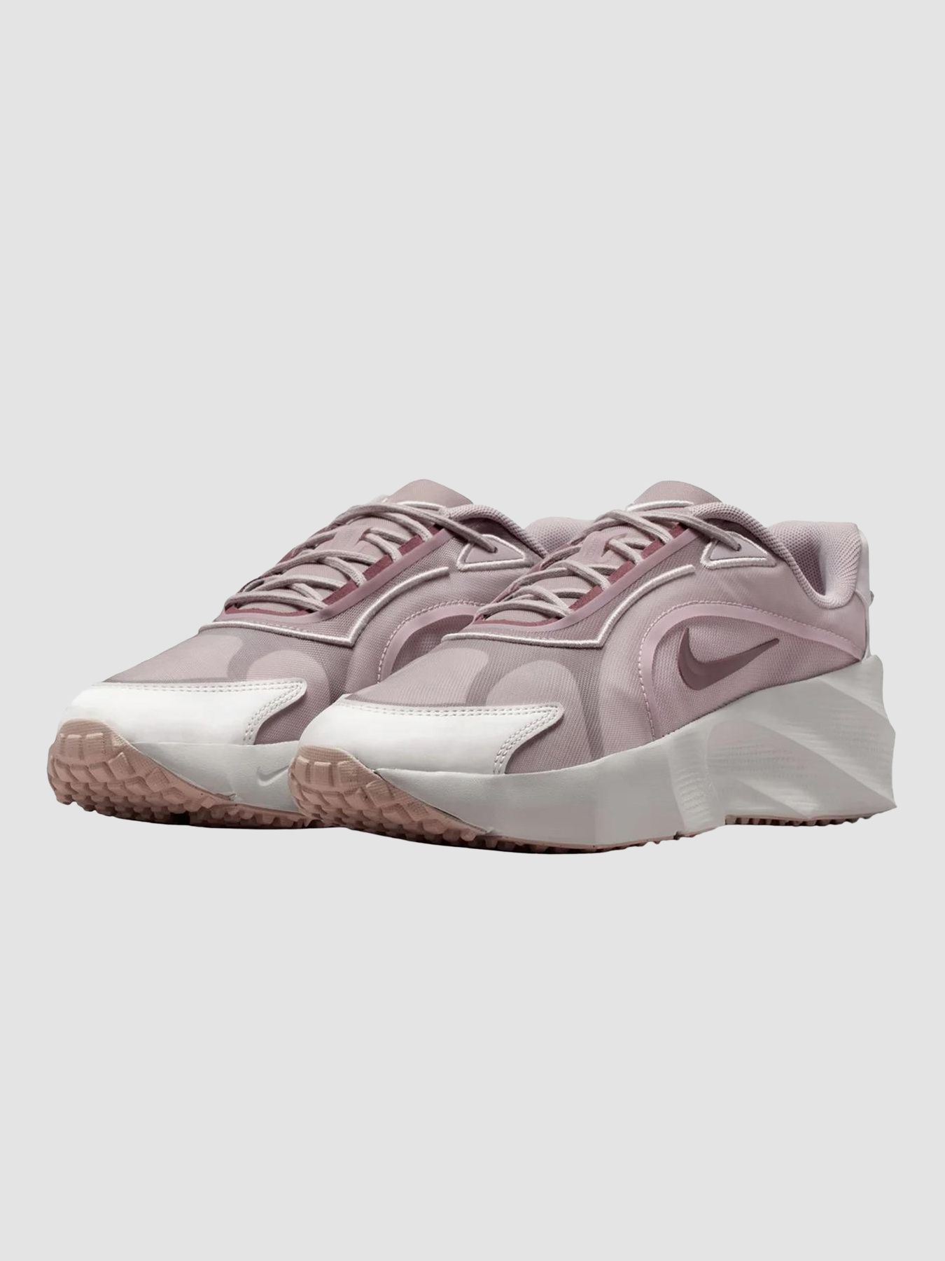 Кроссовки NIKE Wmns Aura Edge модель HQ7025-001 Фото