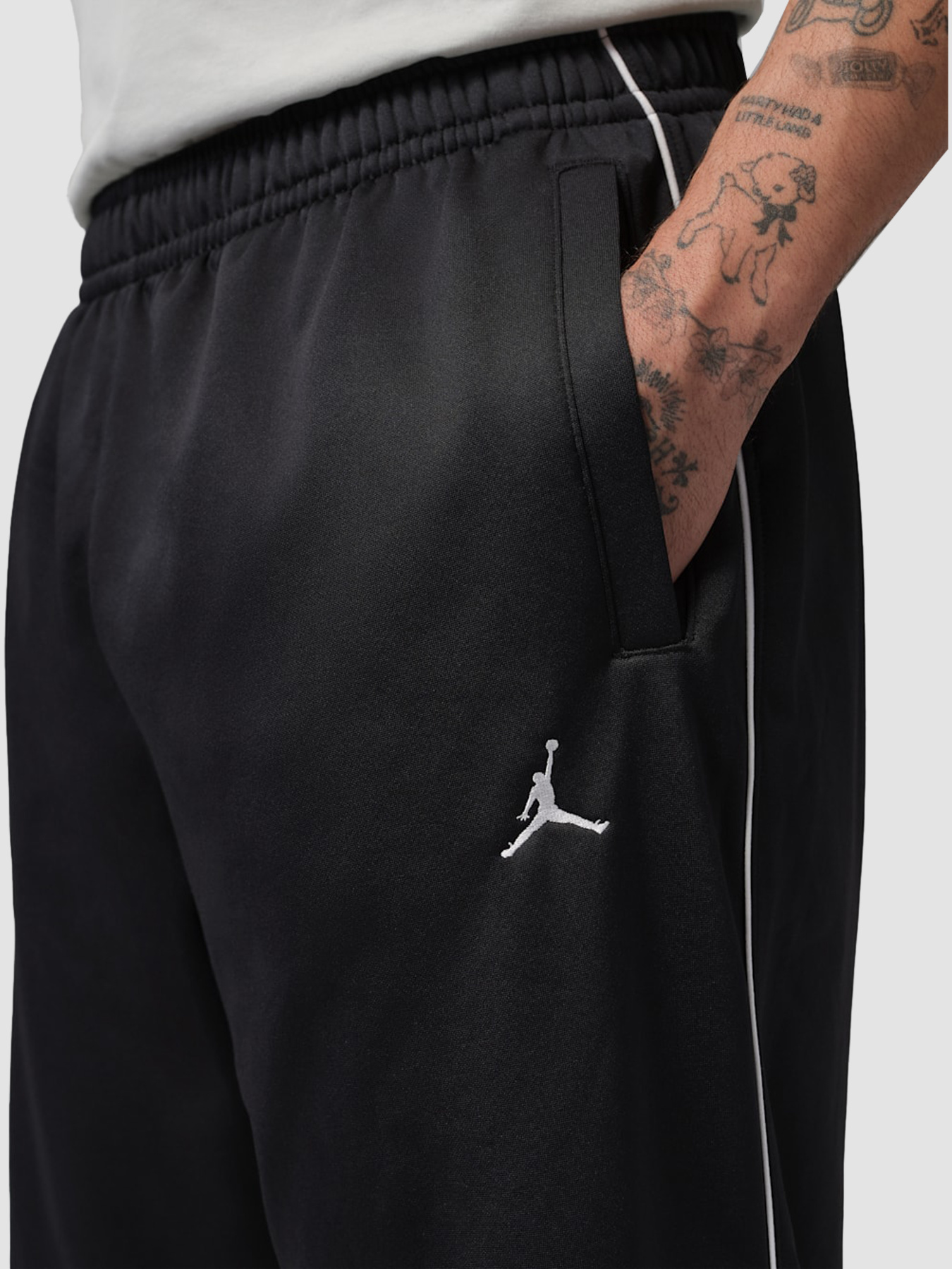 Брюки Jordan Brooklyn Tricot Tracksuit модель IO0747-010 Брюки Jordan Brooklyn Tricot Tracksuit модель IO0747-010 Фото