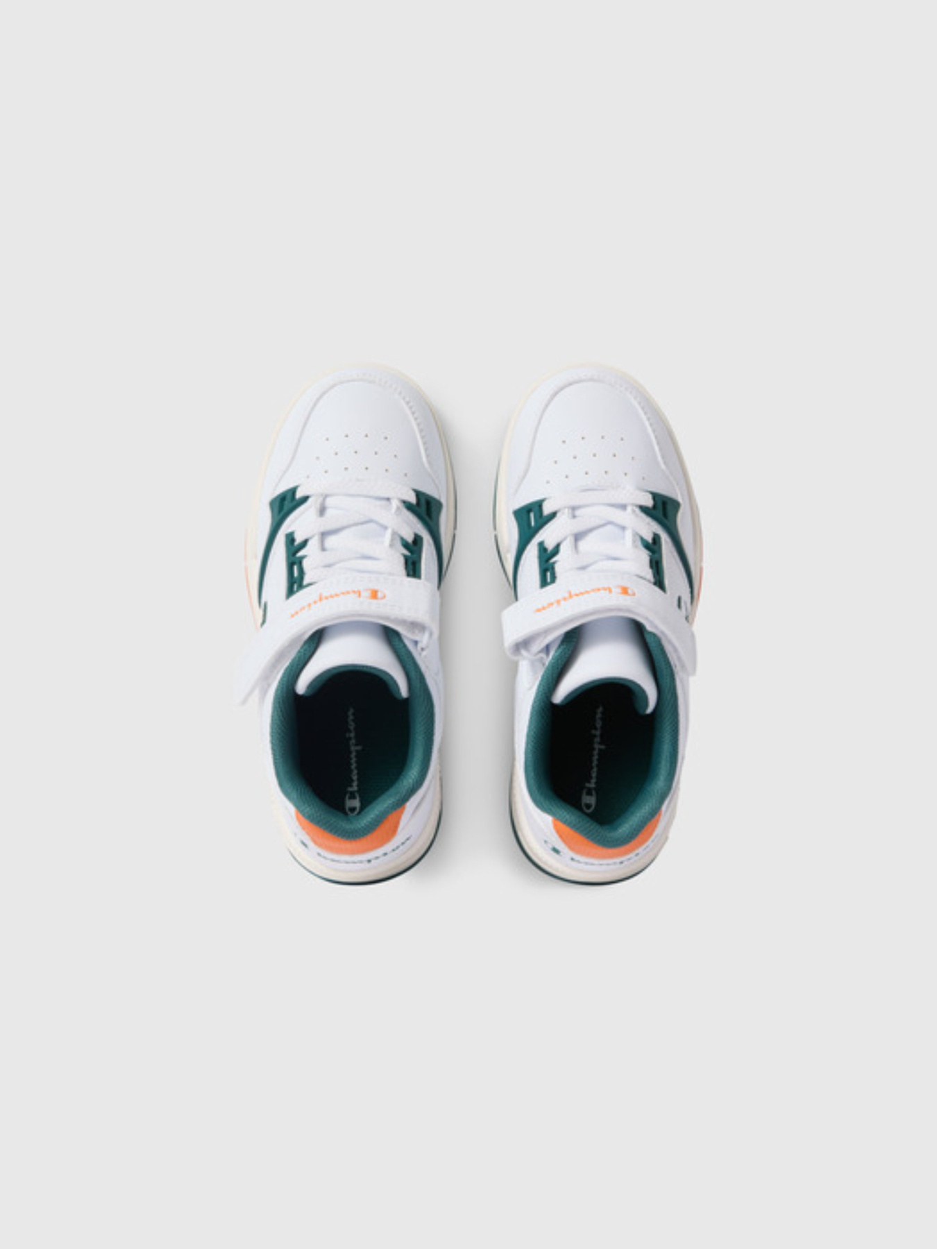 Кроссовки Champion RD18 HERITAGE EVOLVE B PS Low модель S33201-WW036 Кроссовки Champion RD18 HERITAGE EVOLVE B PS Low модель S33201-WW036 Фото