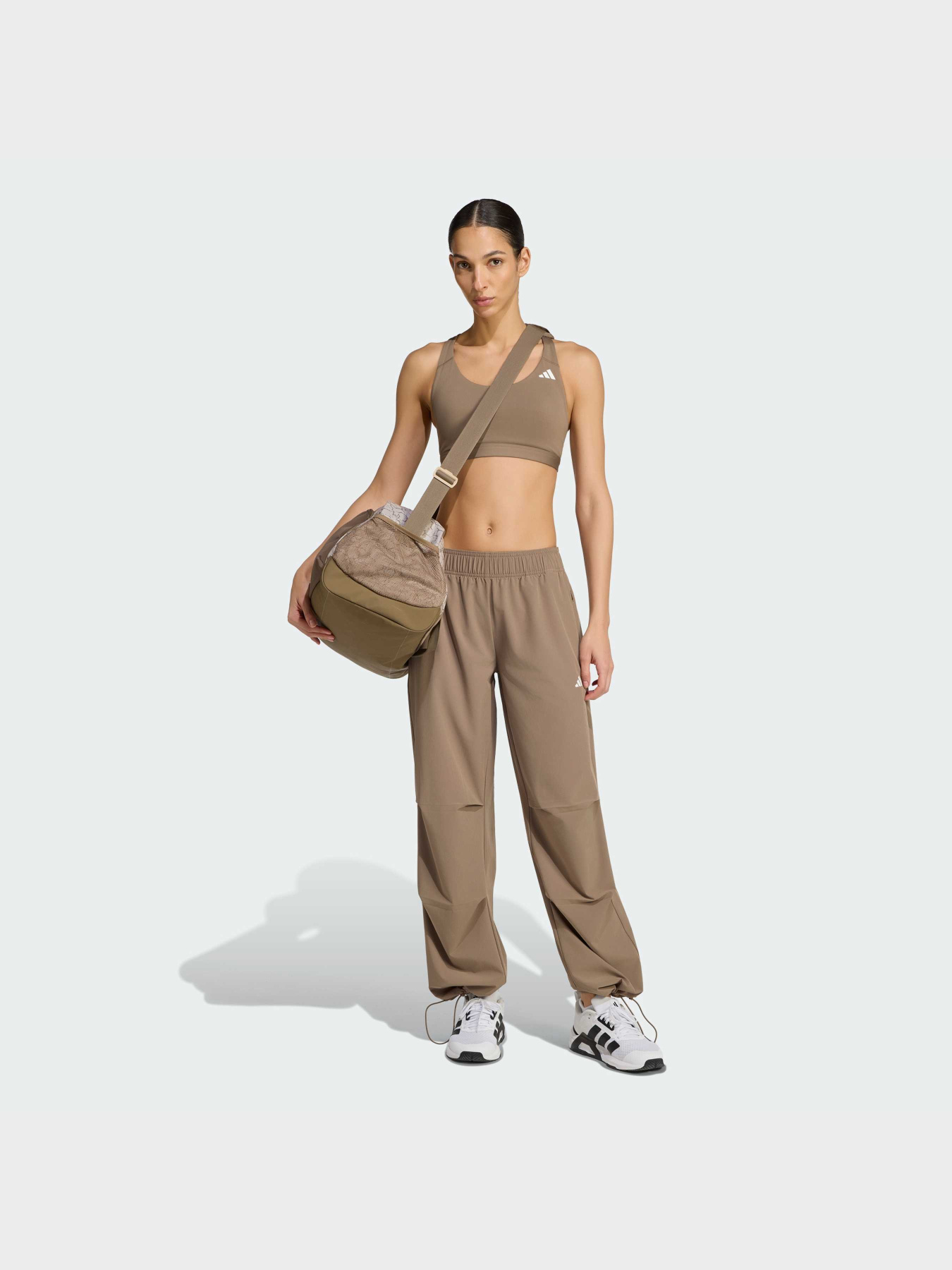 Штани Adidas Adidas Essentials модель KT1259 Фото
