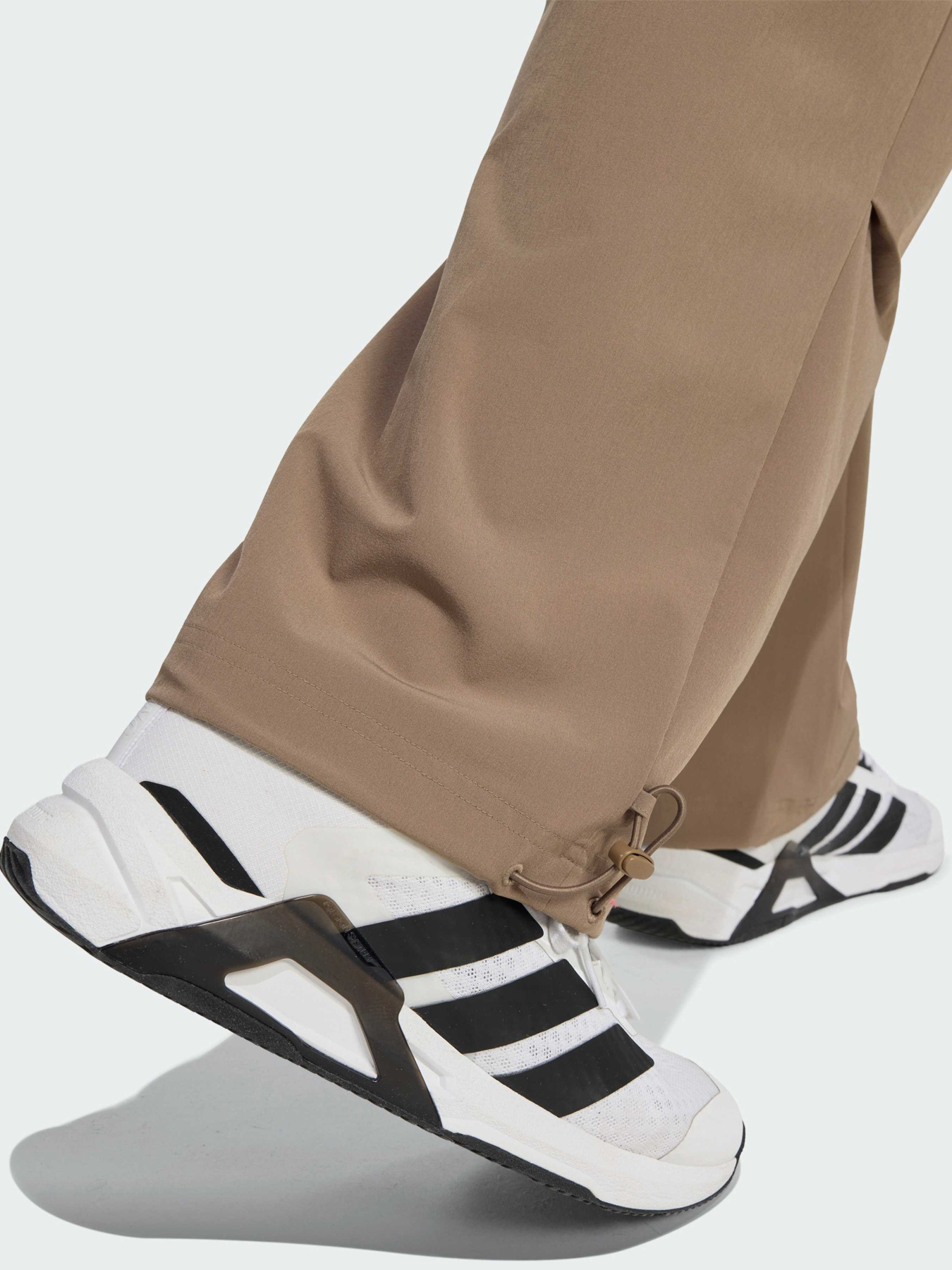 Штани Adidas Adidas Essentials модель KT1259 Фото