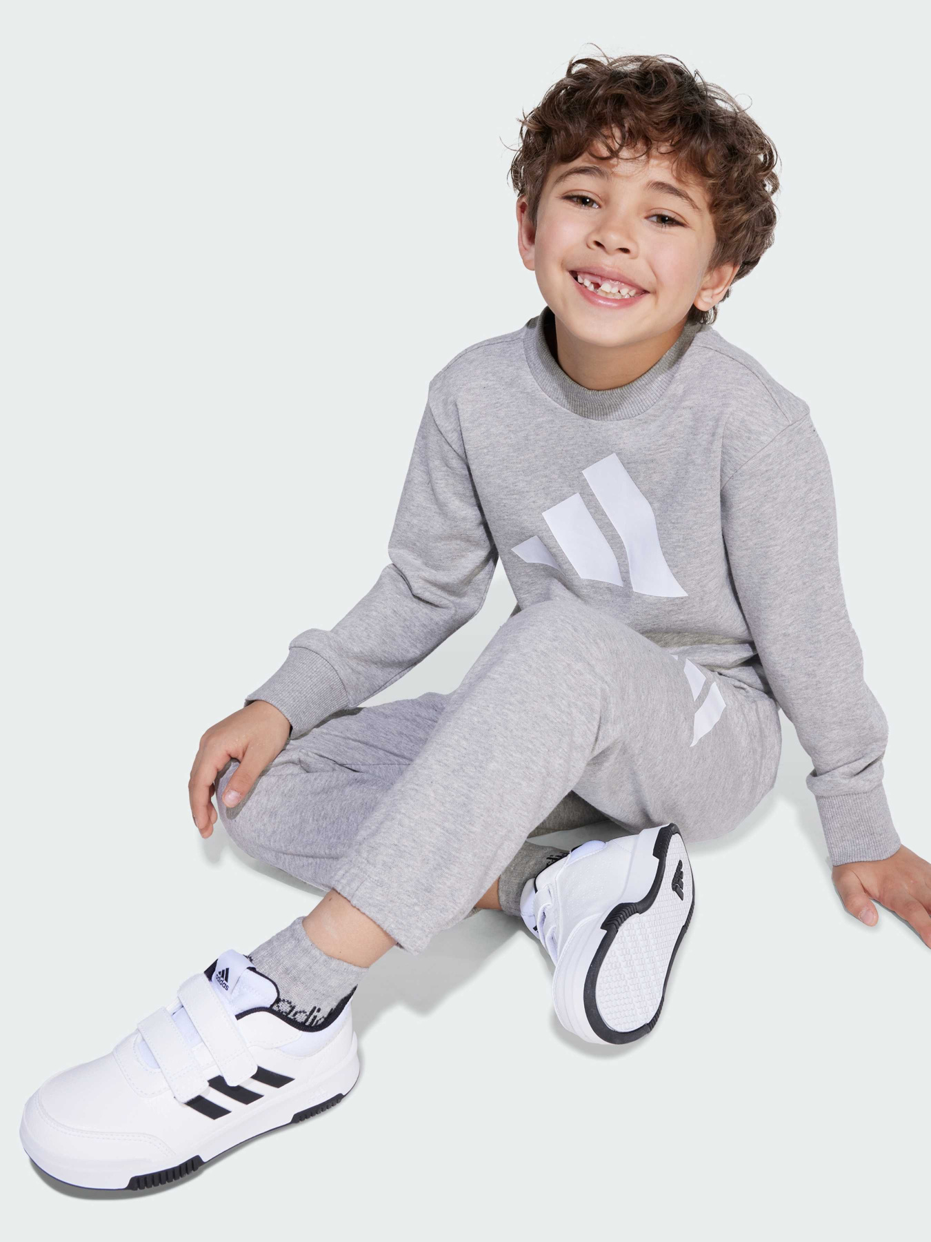 Костюми Adidas Adidas Essentials модель JM0883 Фото